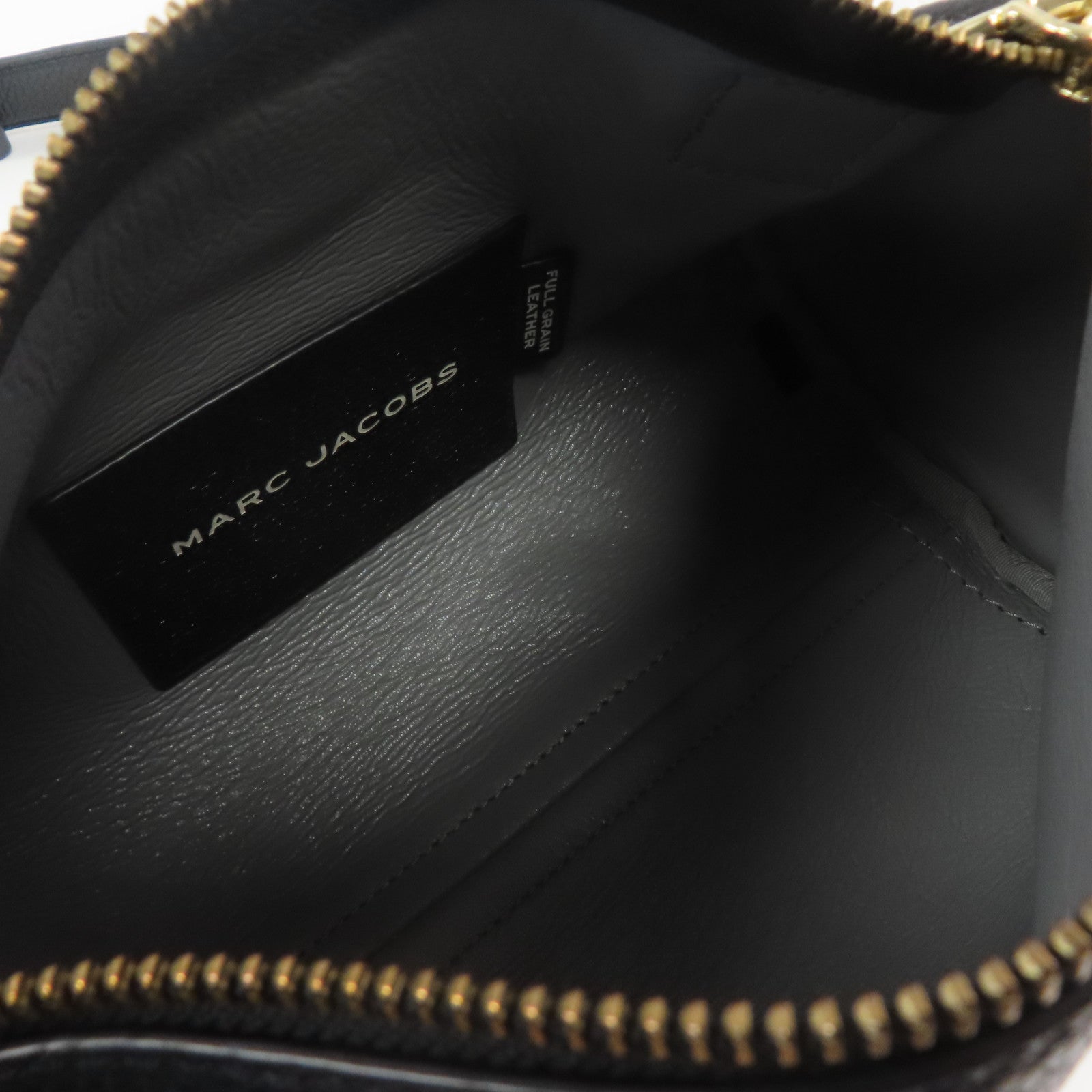 MARC JACOBS 牛皮皮革The Duffle Bag金扣肩背袋黑色