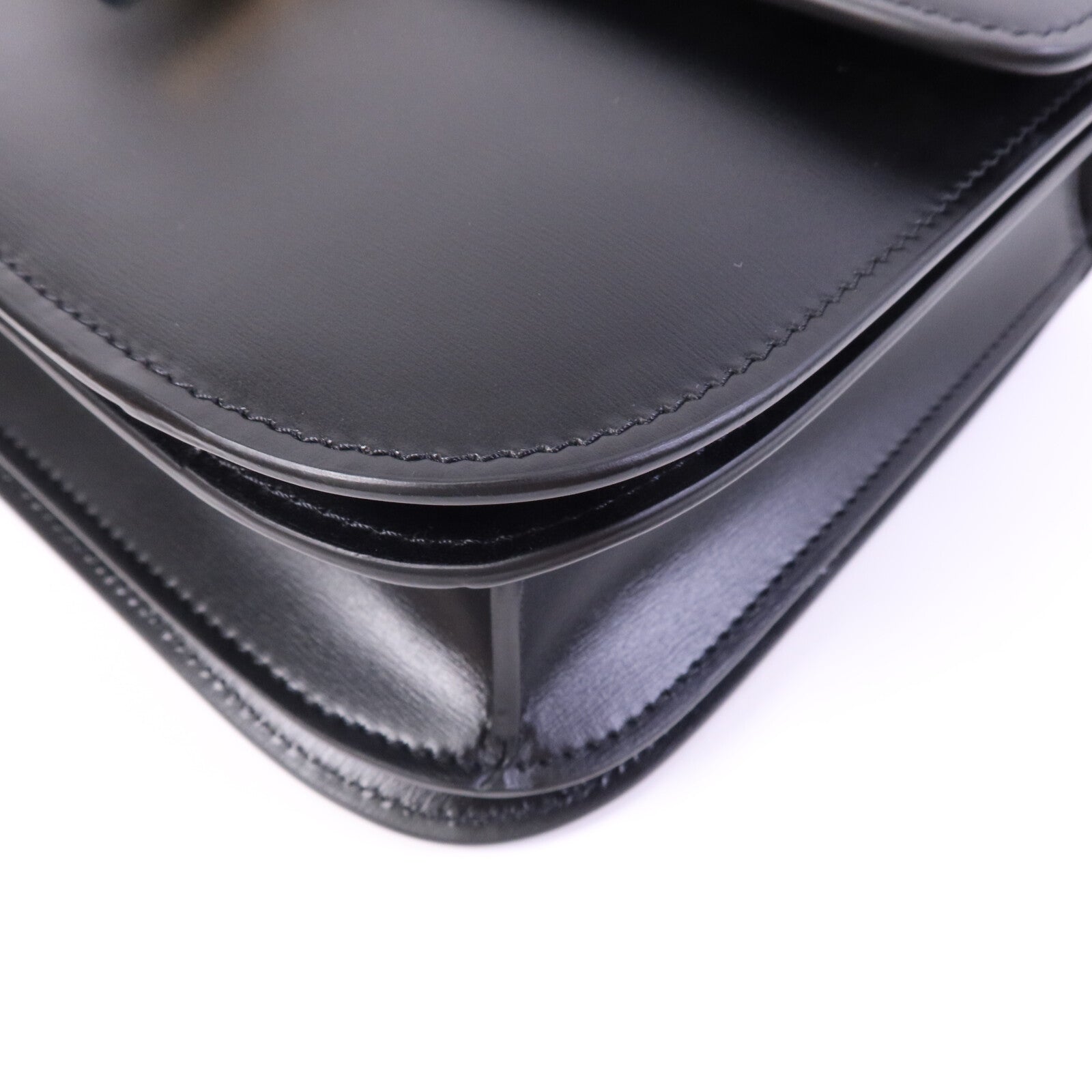 CELINE 牛皮皮革Classic Box金扣肩背袋