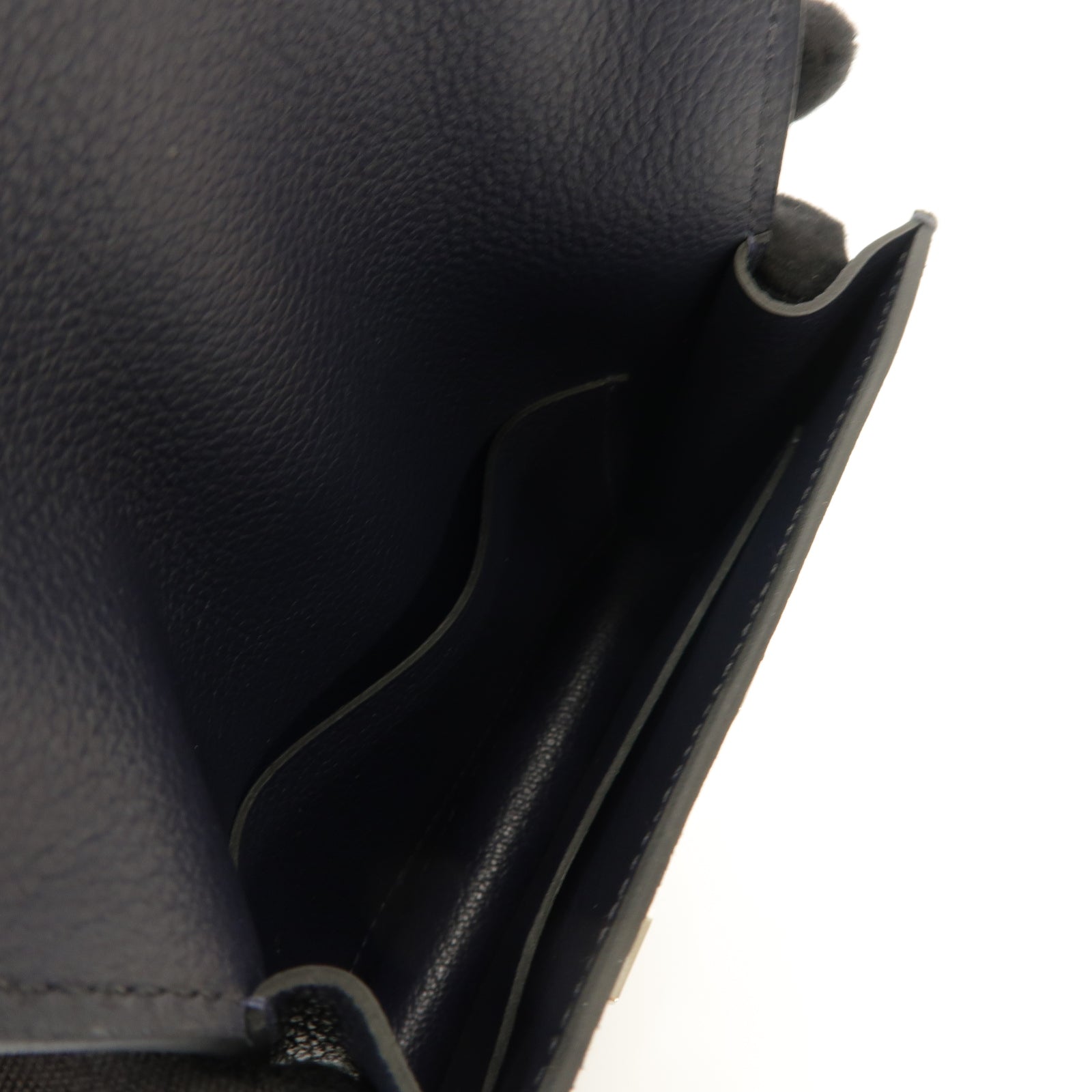 HERMES Evercolor皮革Constance Slim銀扣手拿包Bleu Nuit深藍色