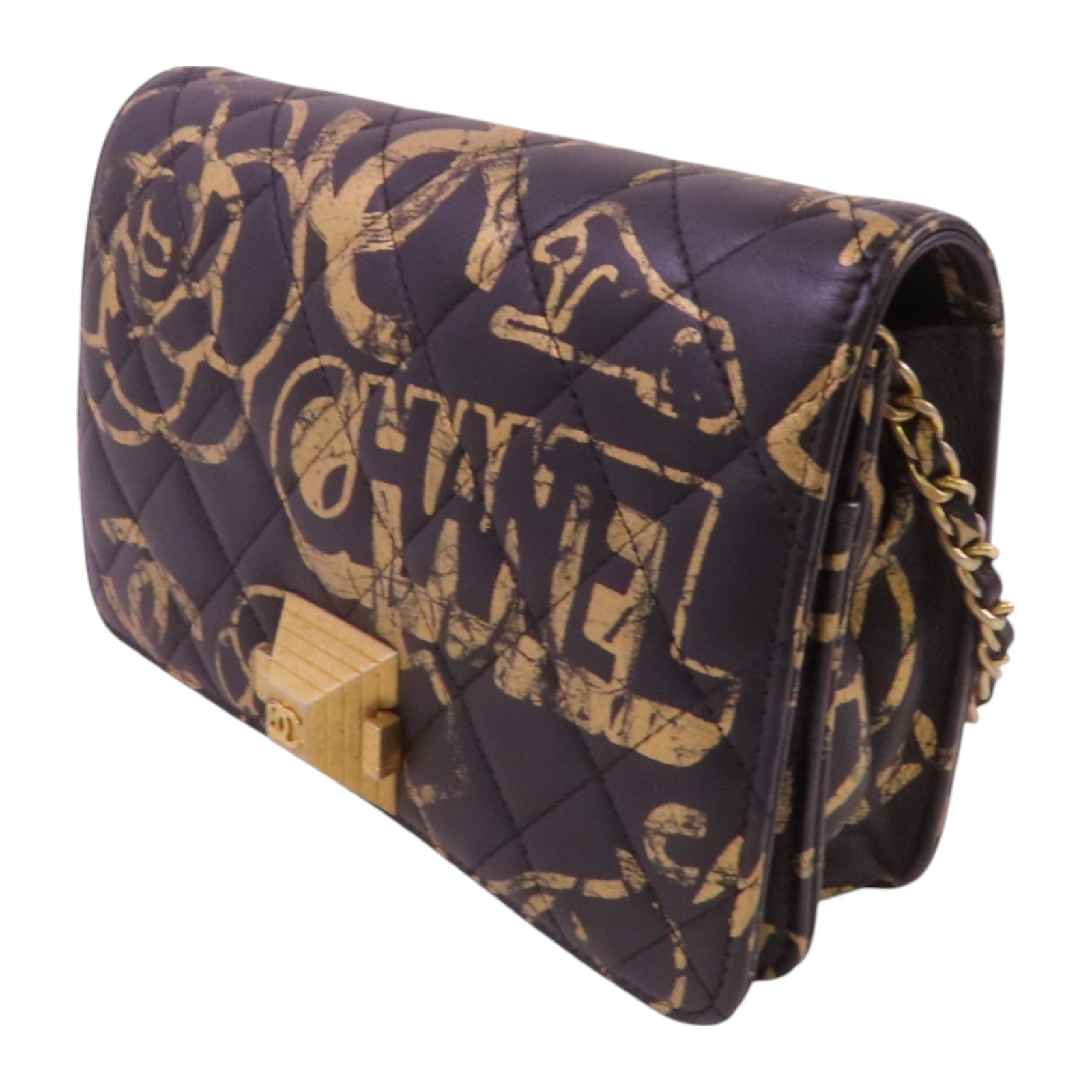 CHANEL 牛皮皮革WOC Wallet On Chain金扣鏈帶肩背袋