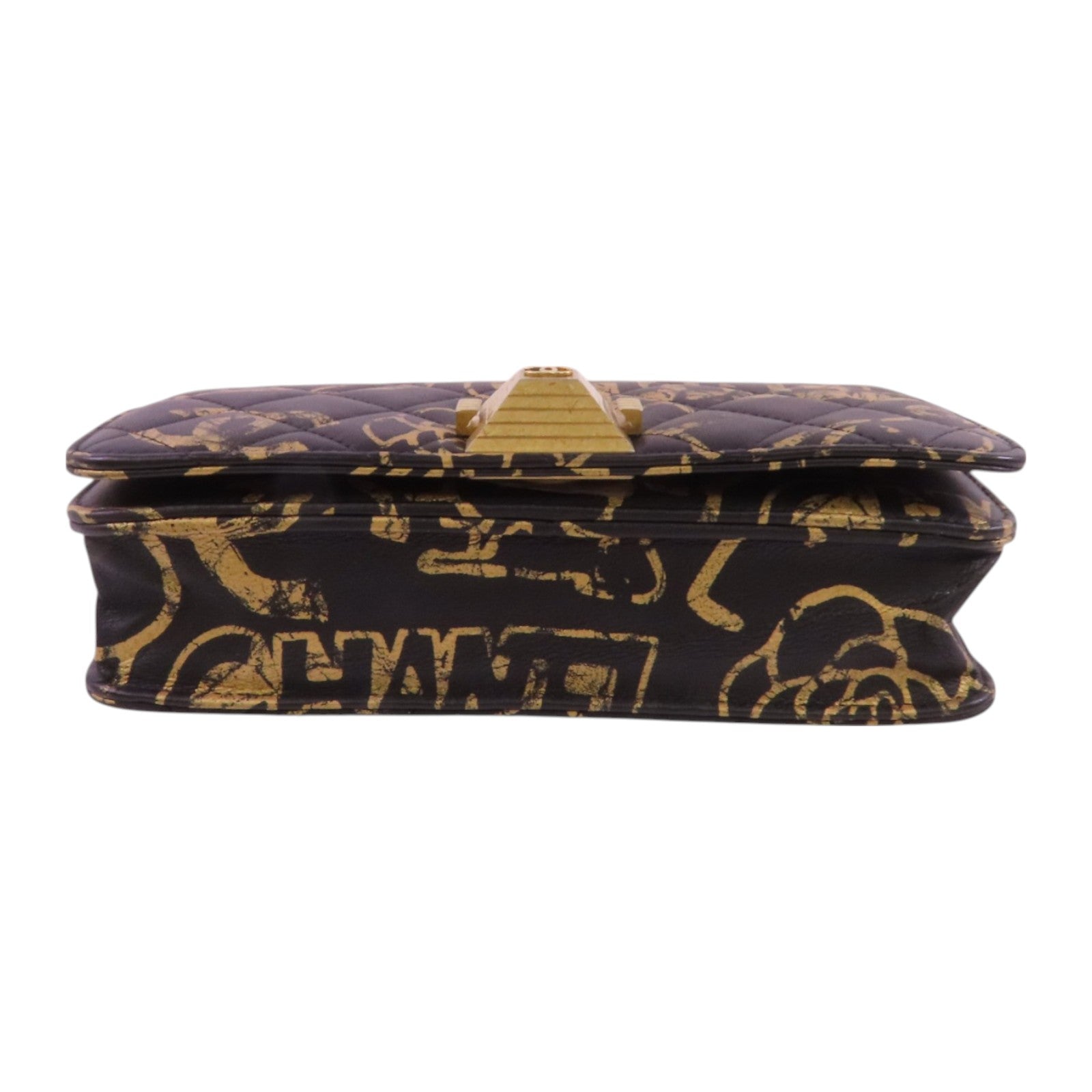 CHANEL 牛皮皮革WOC Wallet On Chain金扣鏈帶肩背袋