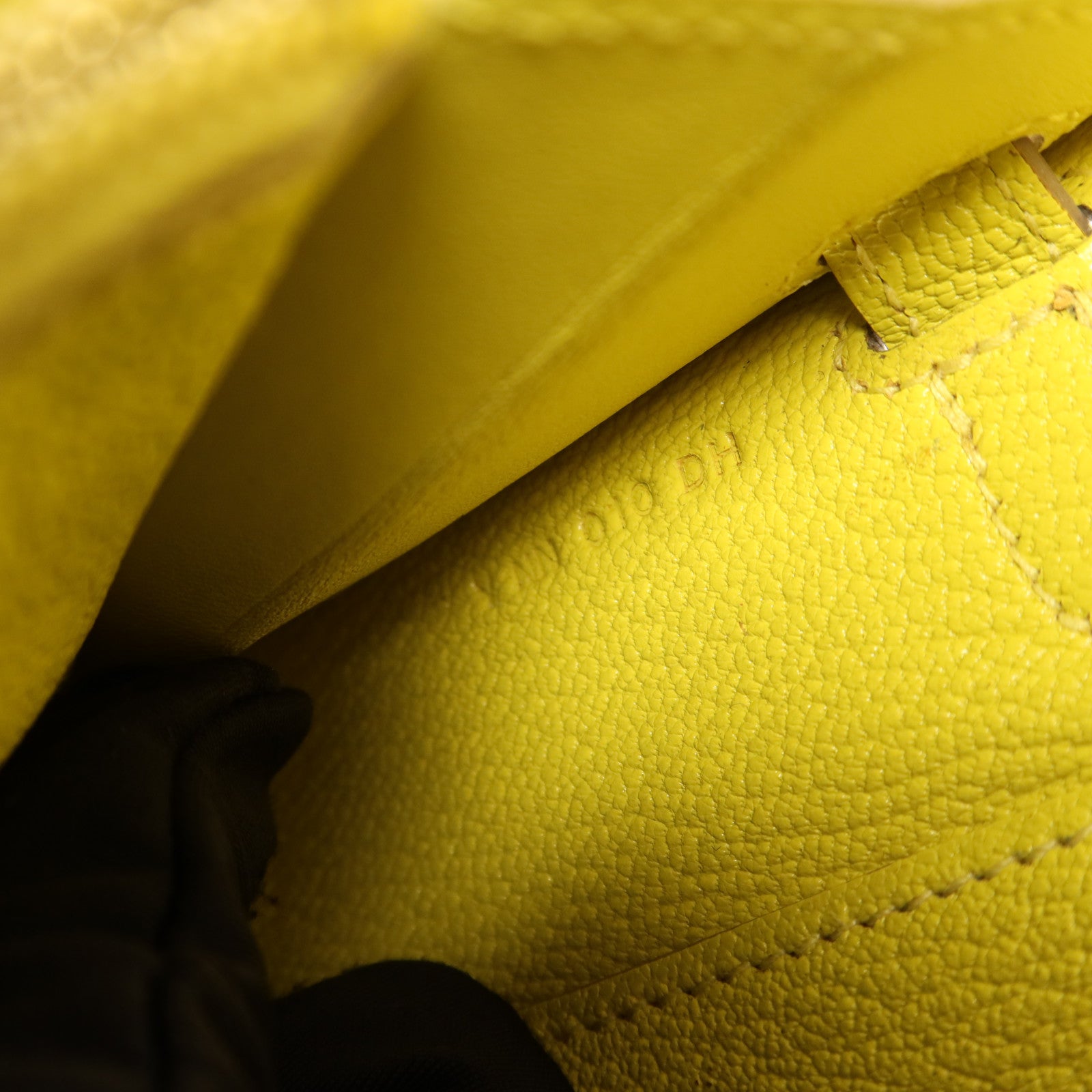 HERMES Chevre皮革Kelly To Go金扣肩背袋Lime