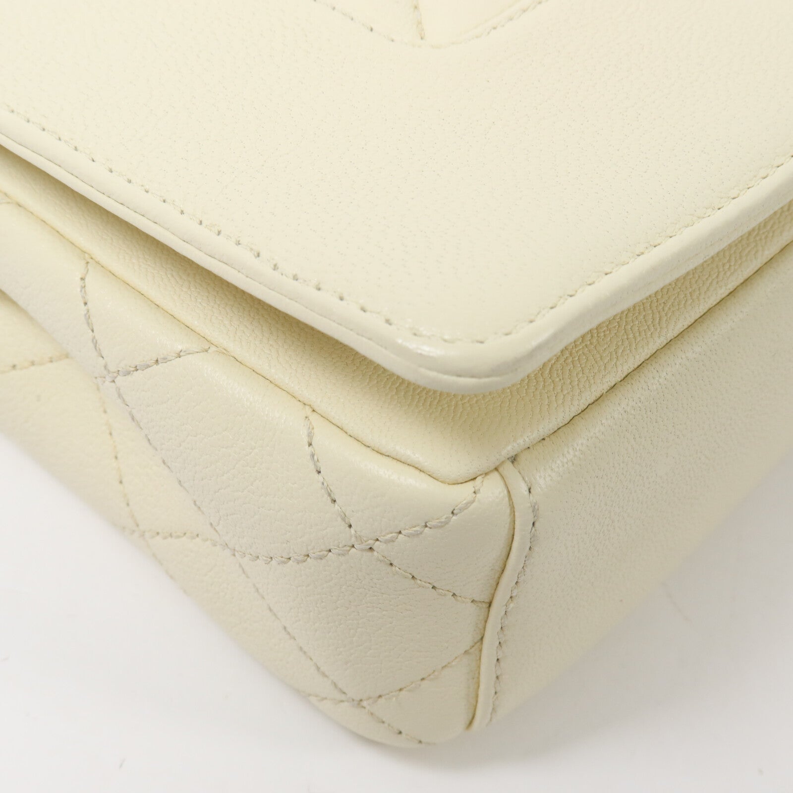 CHANEL 羊皮皮革Mademoiselle Vintage Flap Bag鏈帶肩背袋