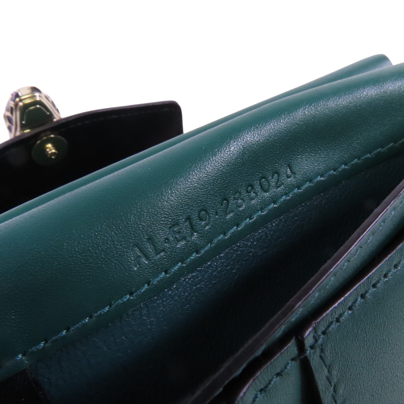 BVLGARI 牛皮皮革Chain Shoulder Bag金扣鏈帶肩背袋