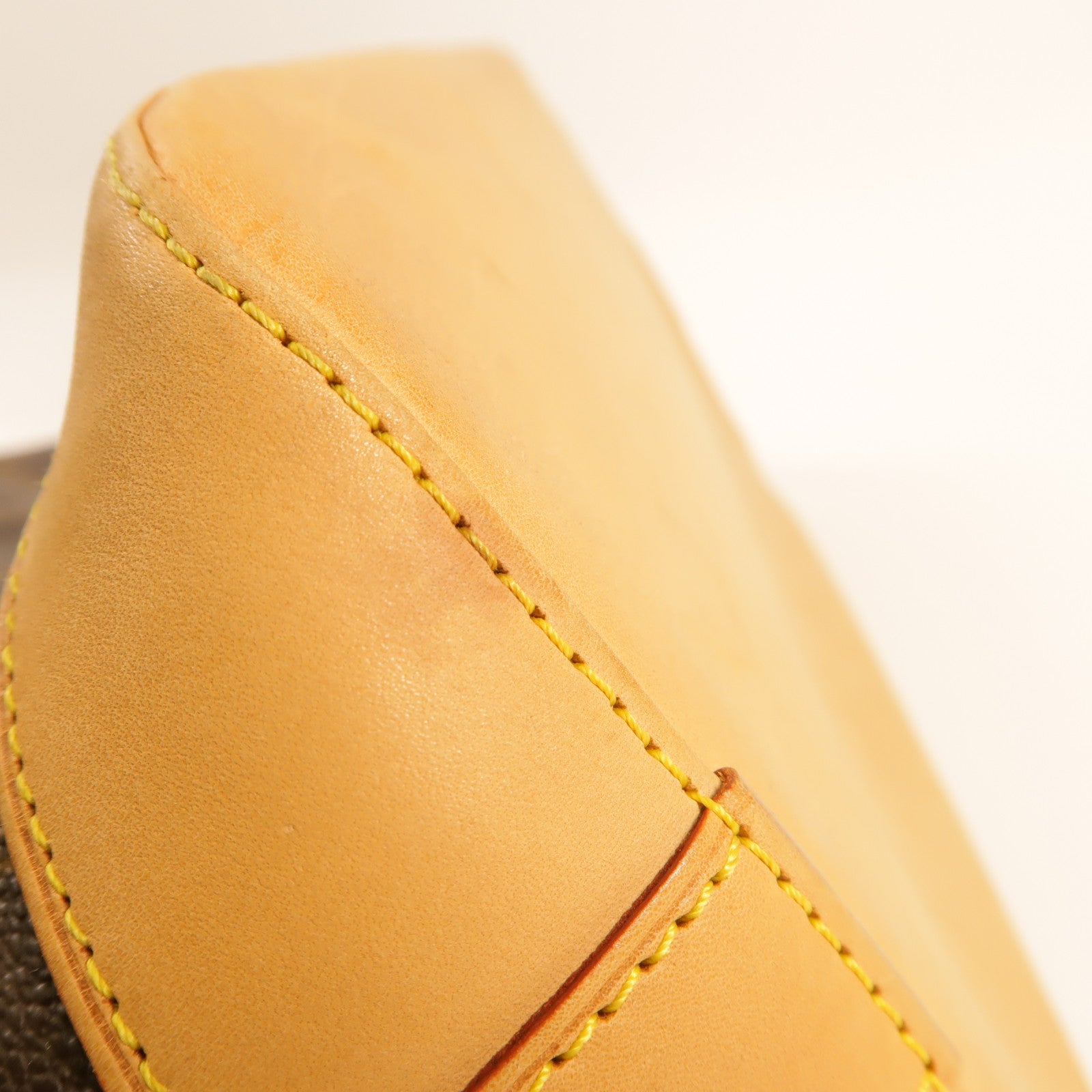 LOUIS VUITTON Monogram Lockit Vertical金扣手挽袋