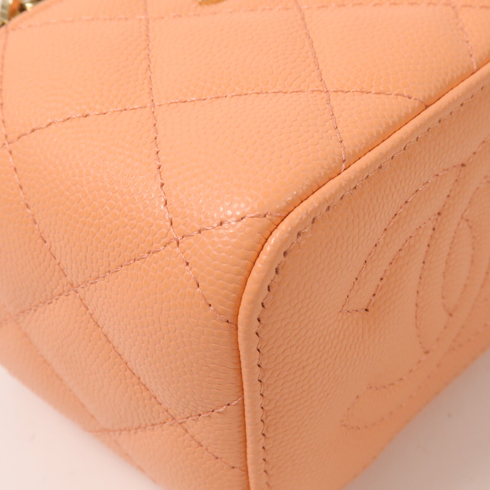 CHANEL 牛皮皮革Vanity Case鏈帶肩背袋