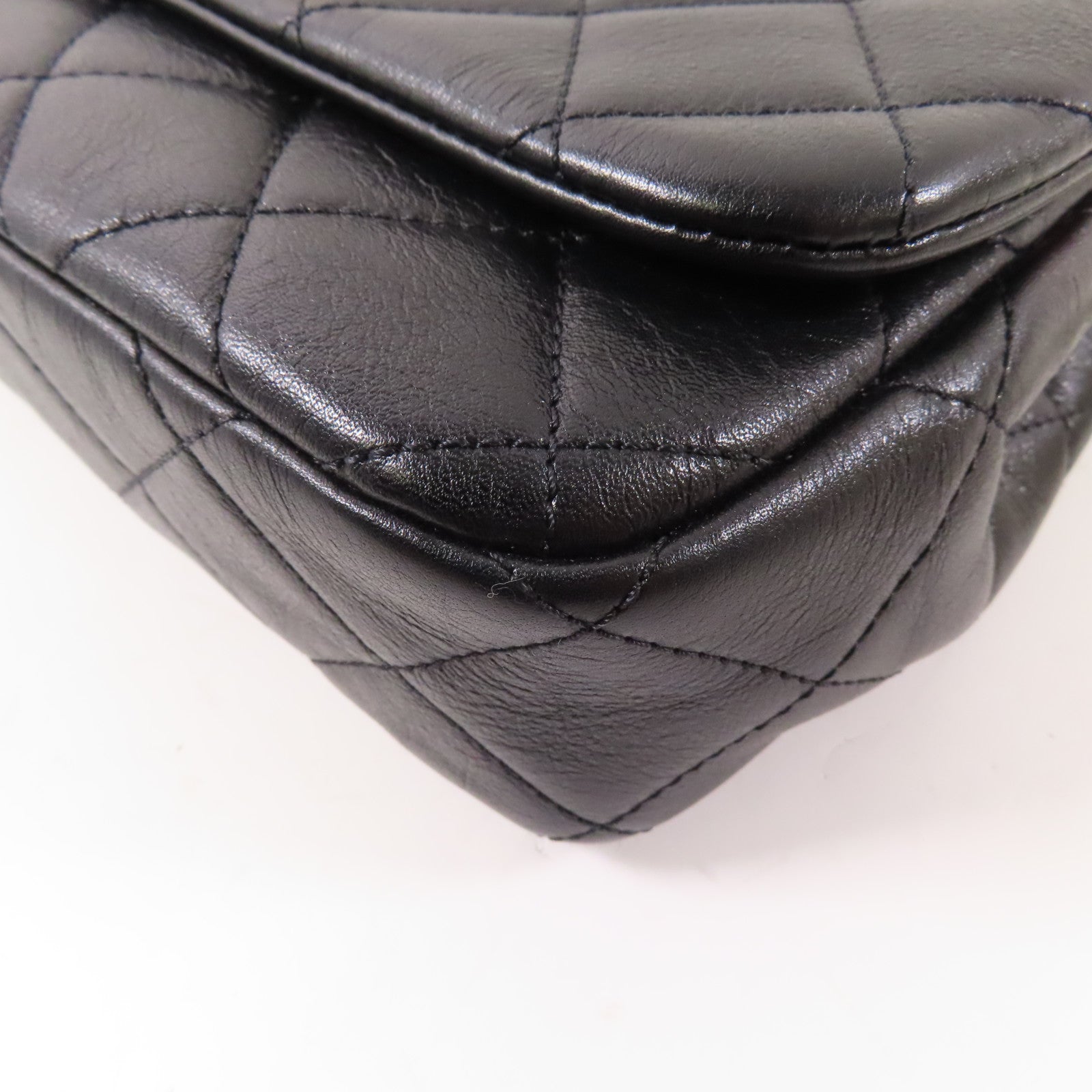 CHANEL 【激減優惠】牛皮皮革Chain Shoulder金扣鏈帶肩背袋