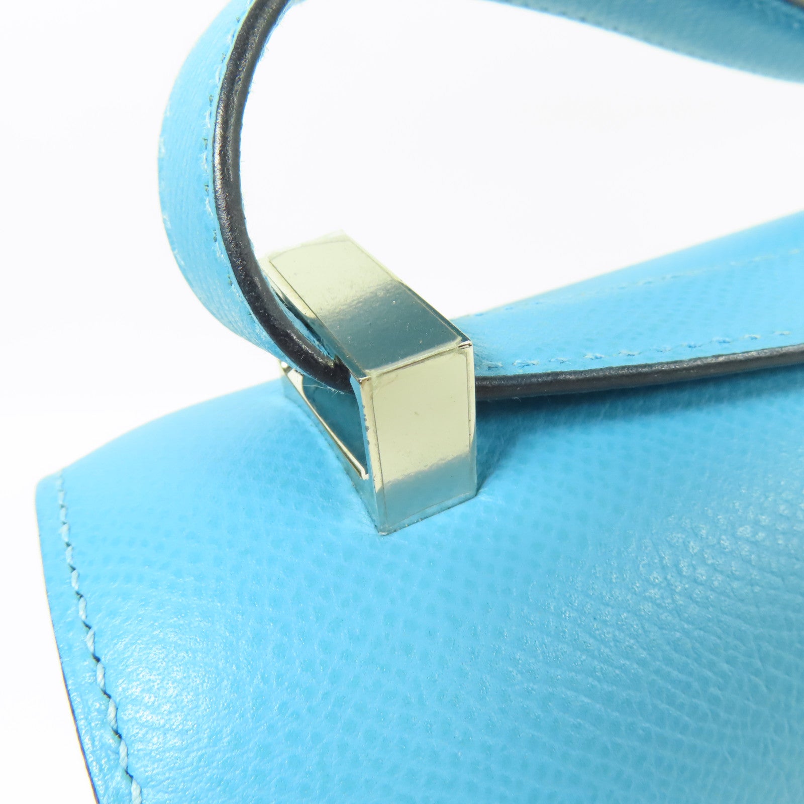 HERMES Epsom皮革Constance 24銀扣肩背袋Bleu Du Nord