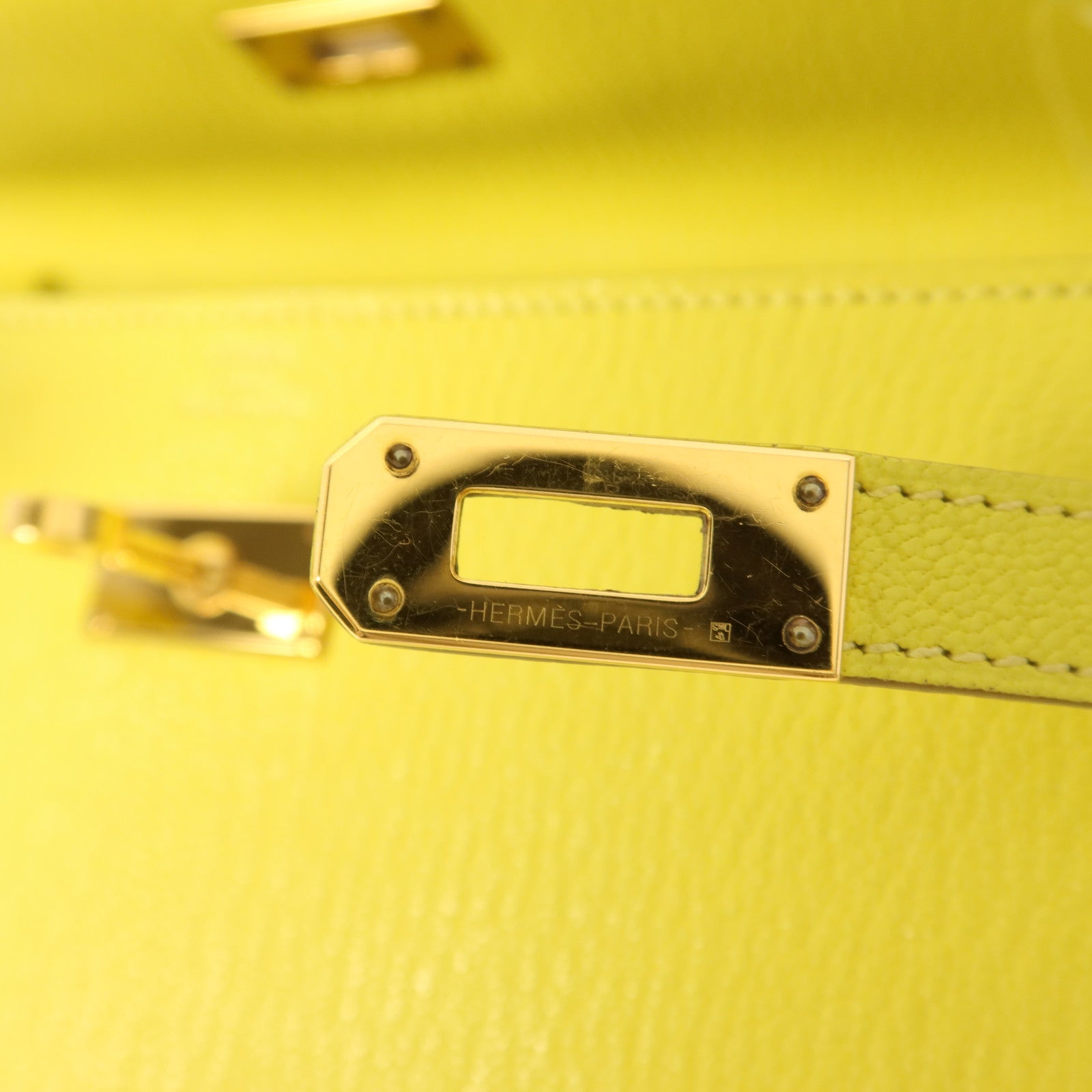 HERMES Chevre皮革Kelly To Go金扣肩背袋Lime