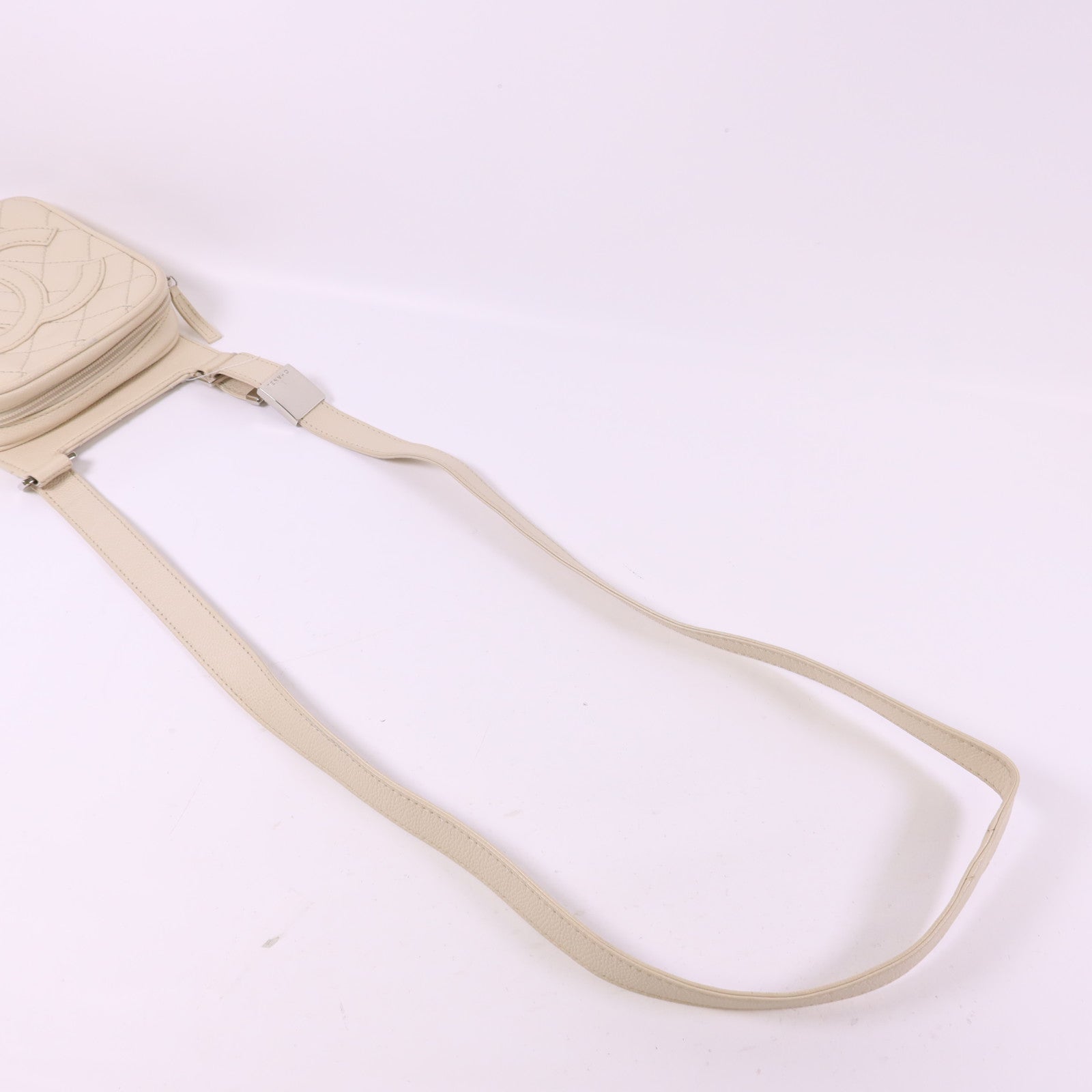 CHANEL 牛皮皮革Shoulder Bag銀扣肩背袋