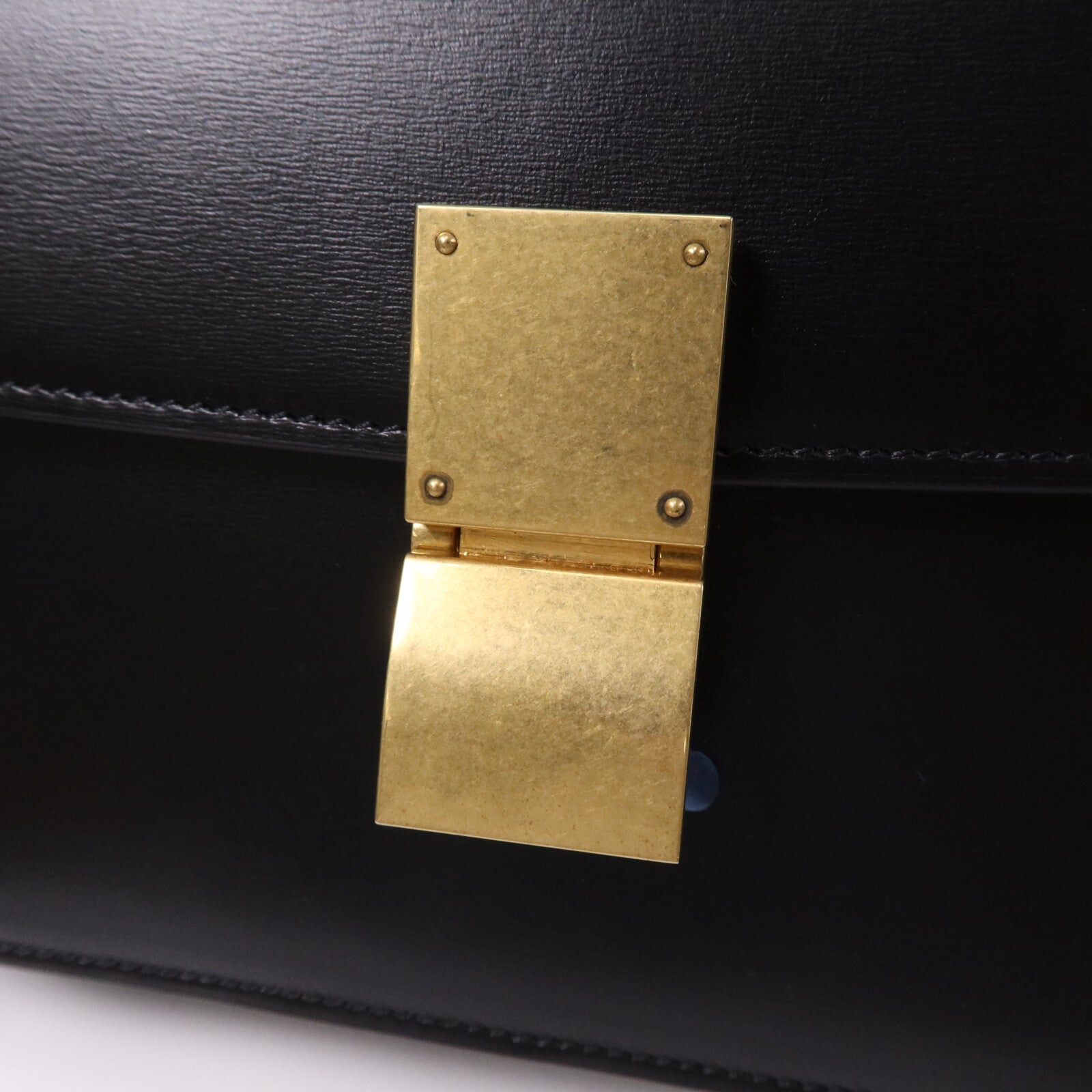 CELINE 牛皮皮革Classic Box金扣肩背袋