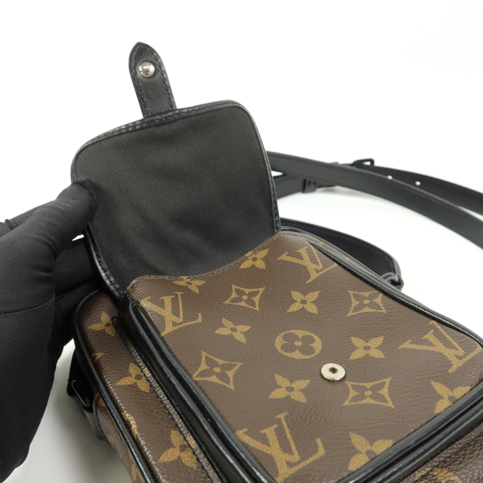 LOUIS VUITTON Monogram Macassar Christopher Wearable Wallet肩背袋
