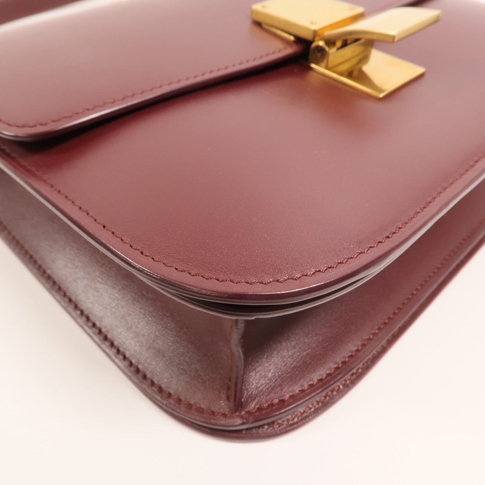 CELINE 牛皮皮革Classic Box金扣肩背袋