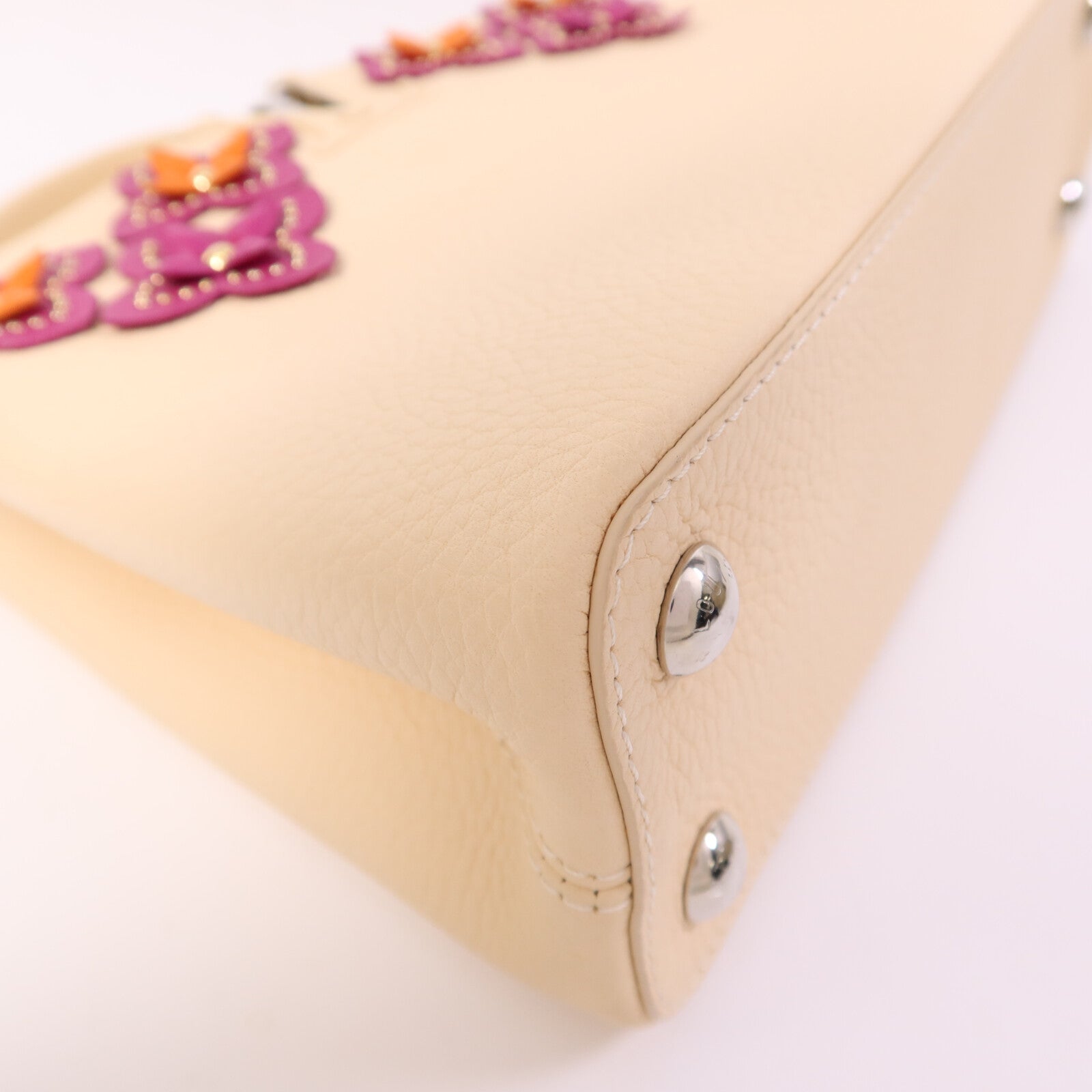 LOUIS VUITTON 【激減優惠】Taurillon Capucines BB銀扣手挽肩背兩用袋