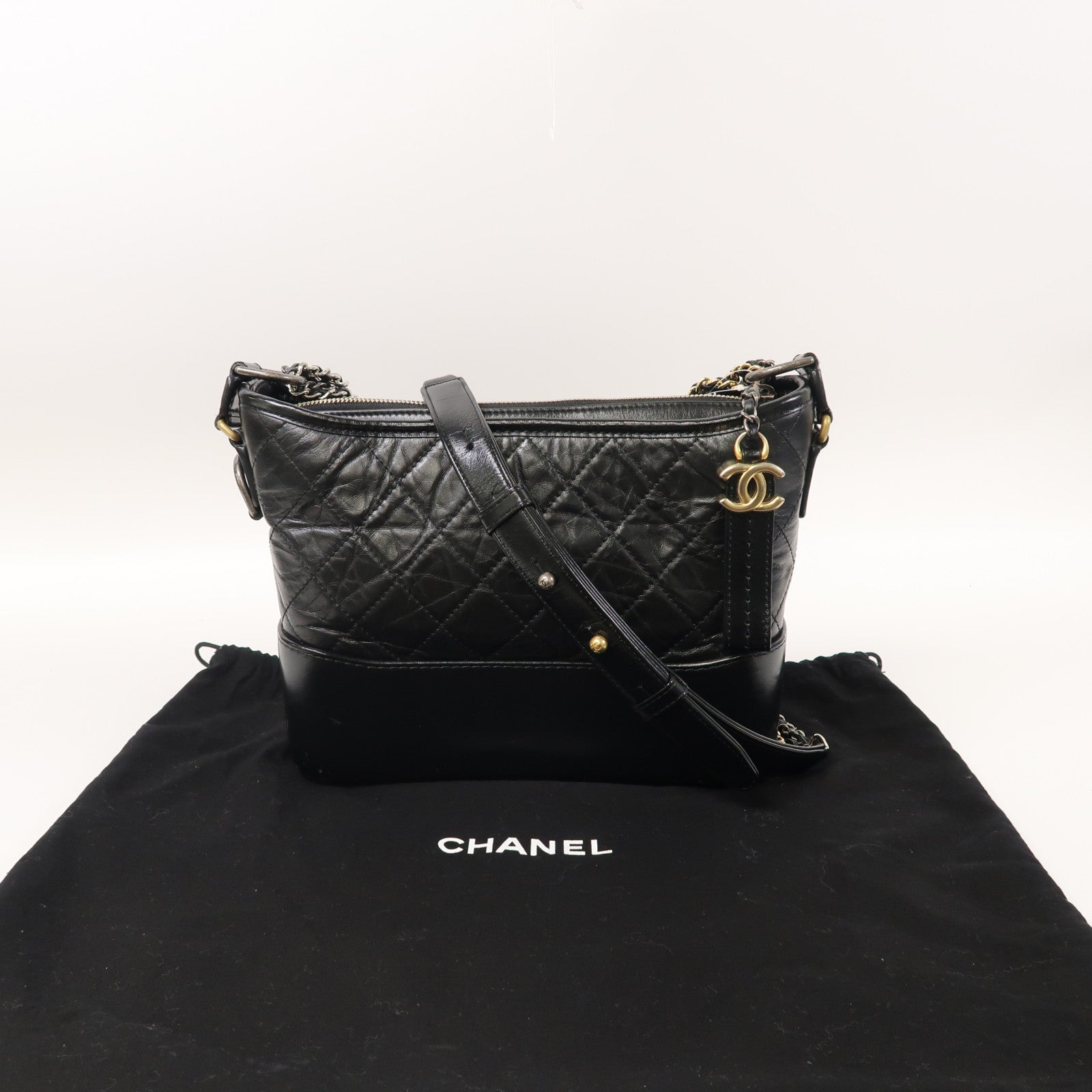 CHANEL 【激減優惠】菱格牛皮皮革Gabrielle金銀扣鏈帶肩背袋黑色
