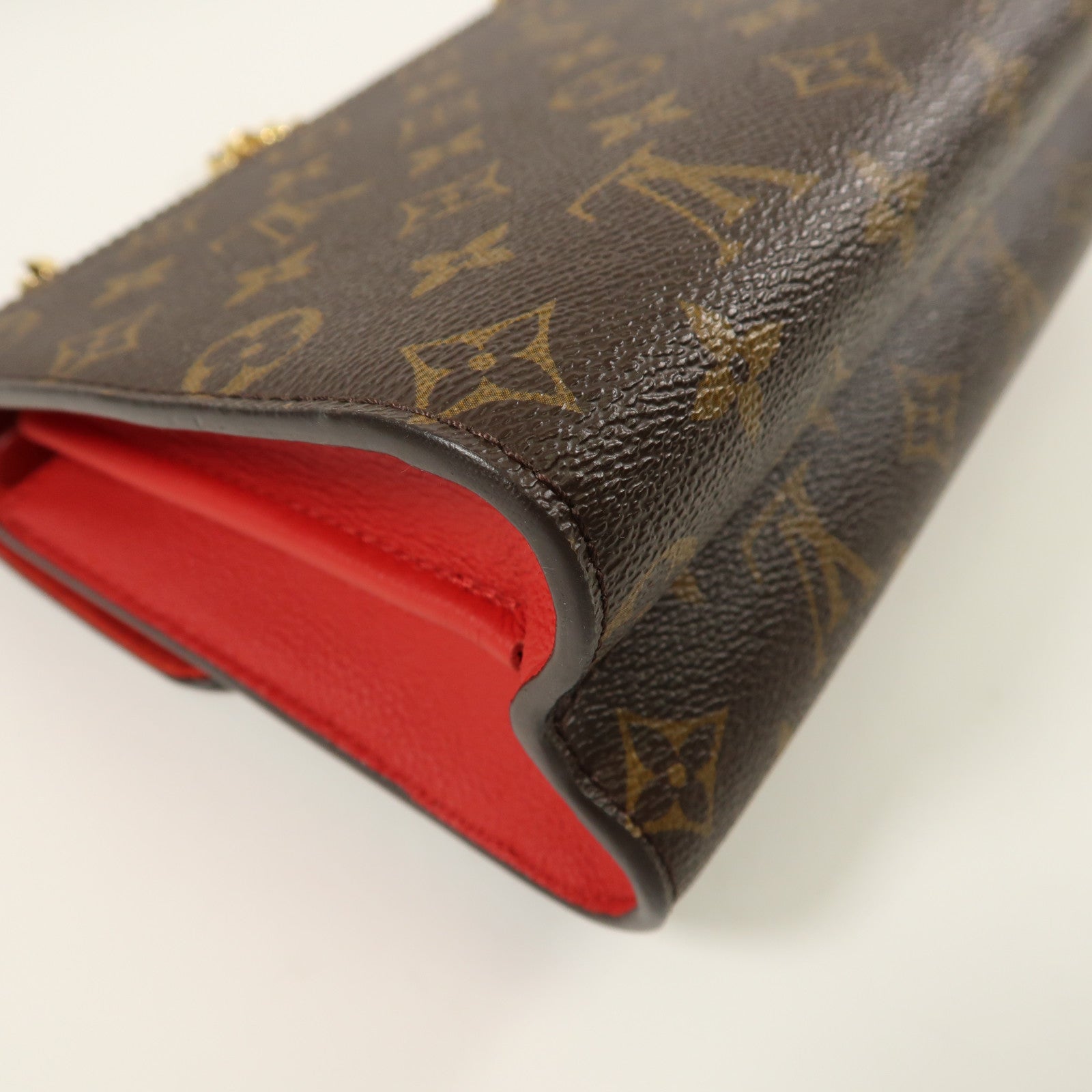 LOUIS VUITTON Monogram Victoire金扣鏈帶肩背袋
