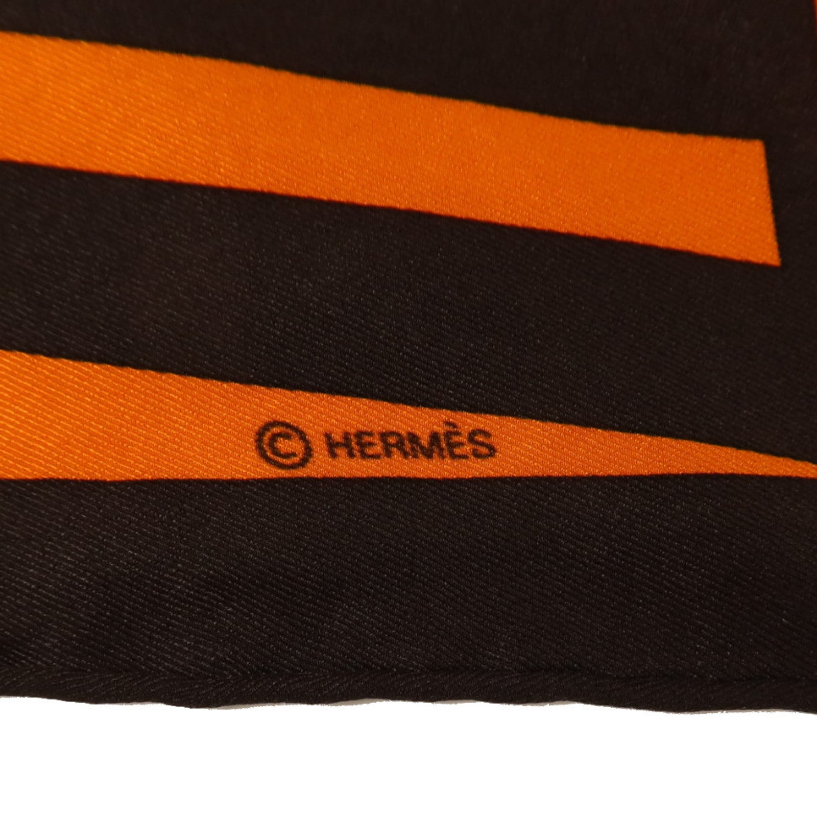 HERMES 絲質Giant Triangle Scarf絲巾