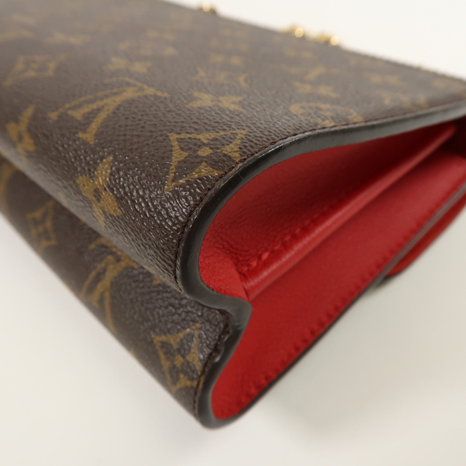 LOUIS VUITTON Monogram Victoire金扣鏈帶肩背袋