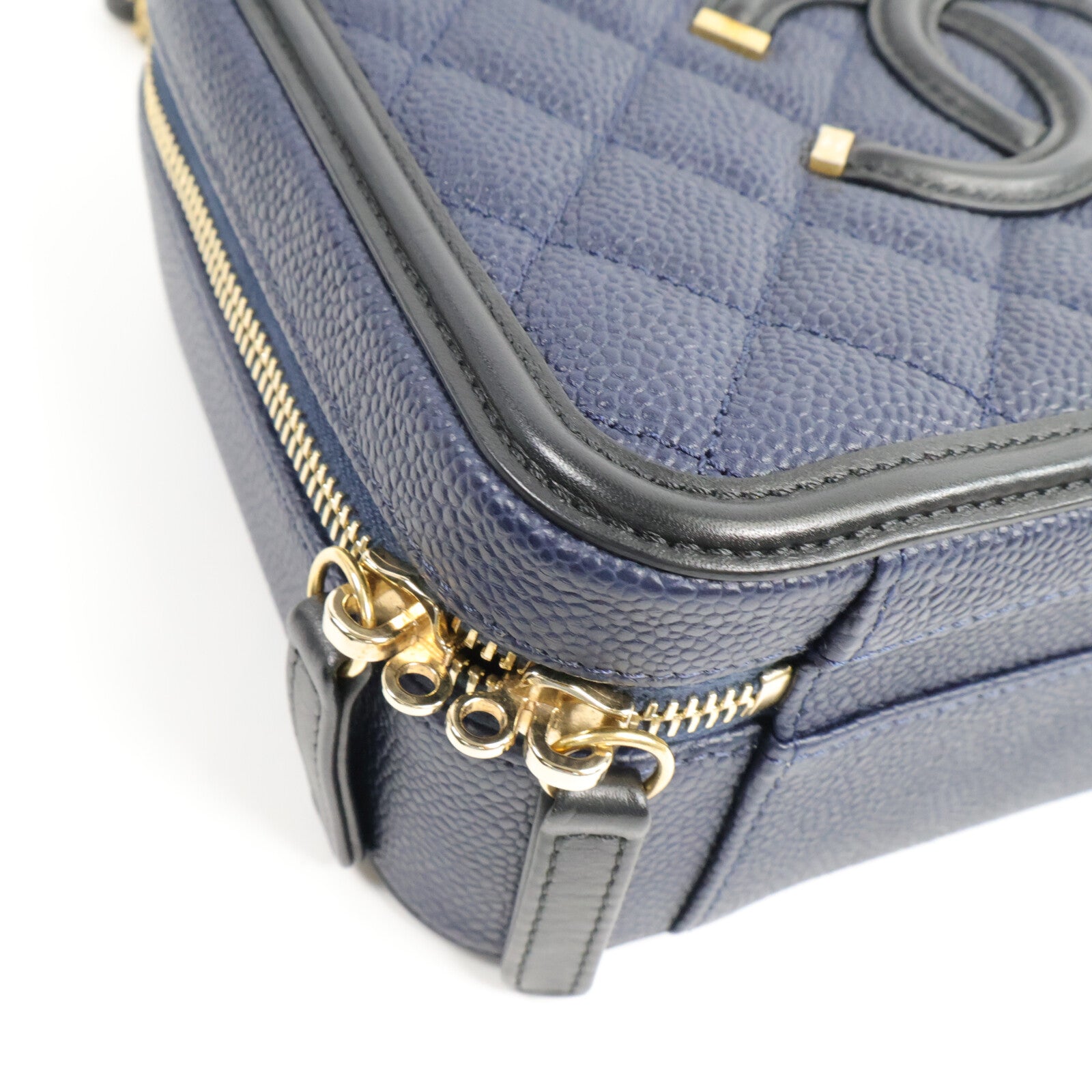 CHANEL 牛皮皮革CC Filigree Vanity Case手挽肩背兩用袋