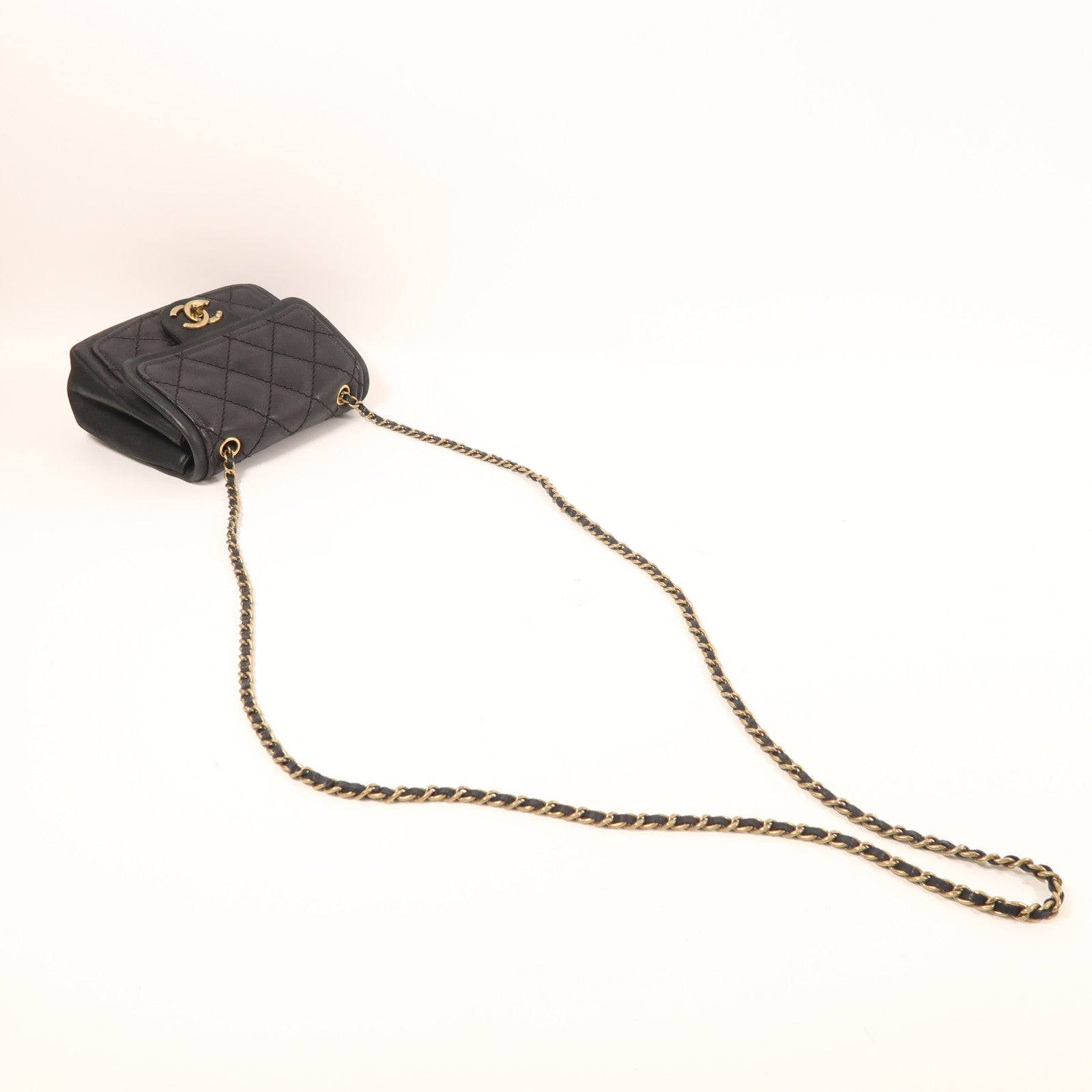 CHANEL 牛皮皮革Chain Shoulder金扣鏈帶肩背袋