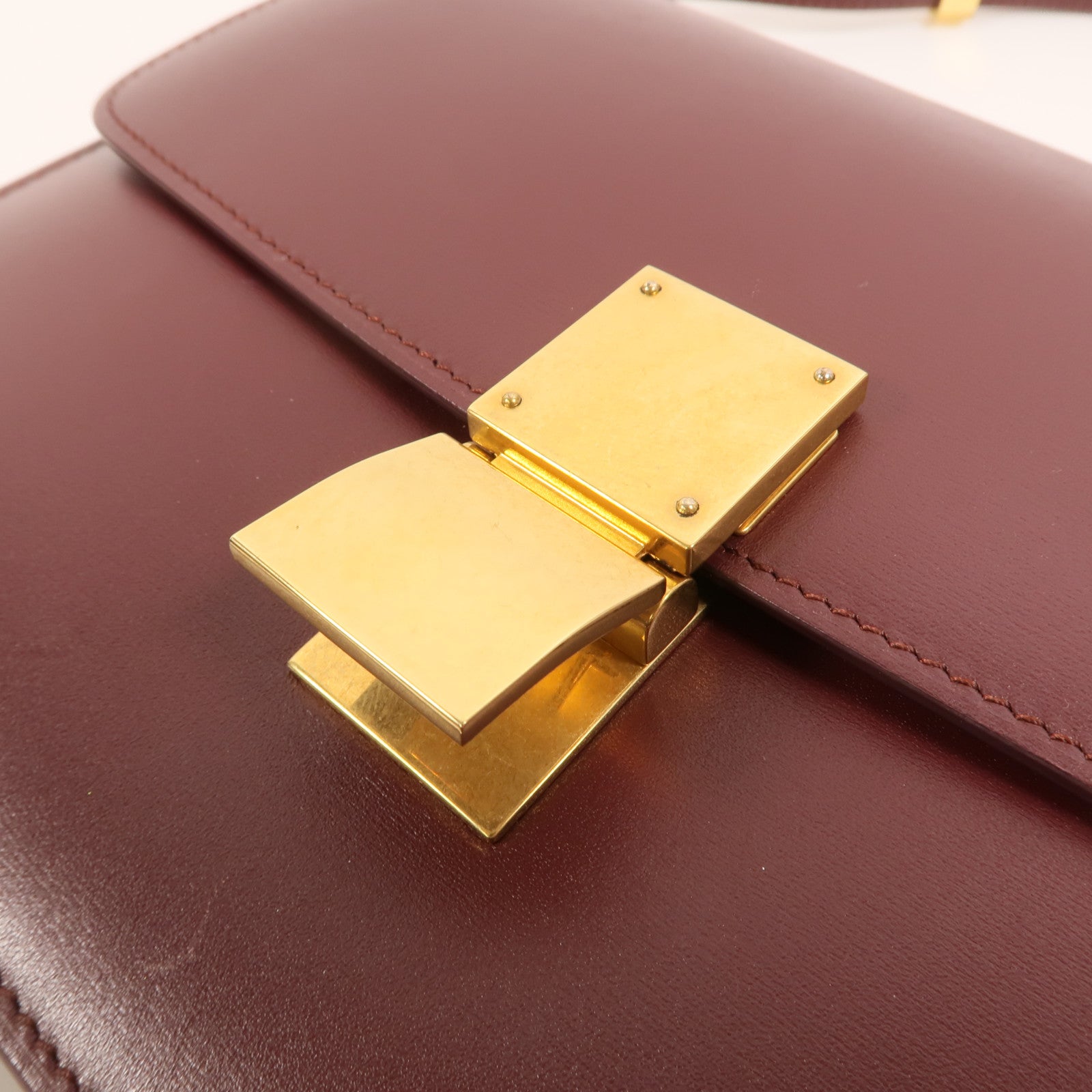 CELINE 牛皮皮革Classic Box金扣肩背袋