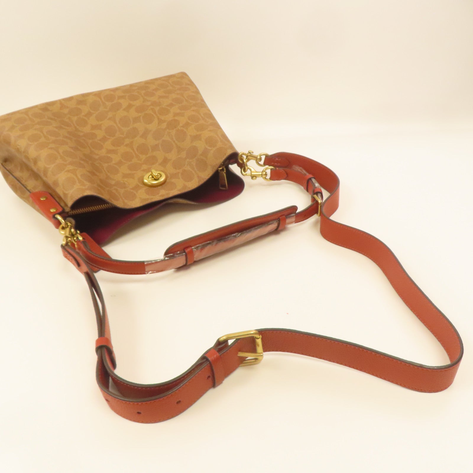 COACH 塗層帆布Shoulder Bag金扣手挽肩背兩用袋啡色
