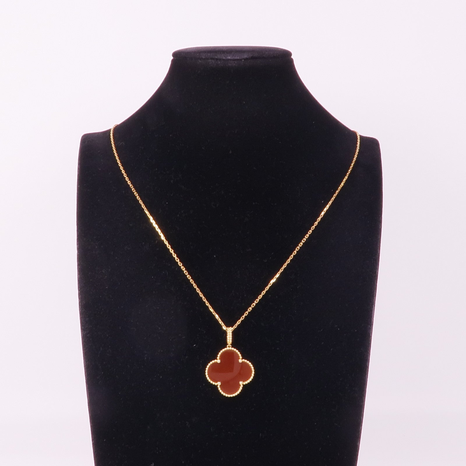 Van Cleef & Arpels 18K黃金Magic Alhambra項鍊