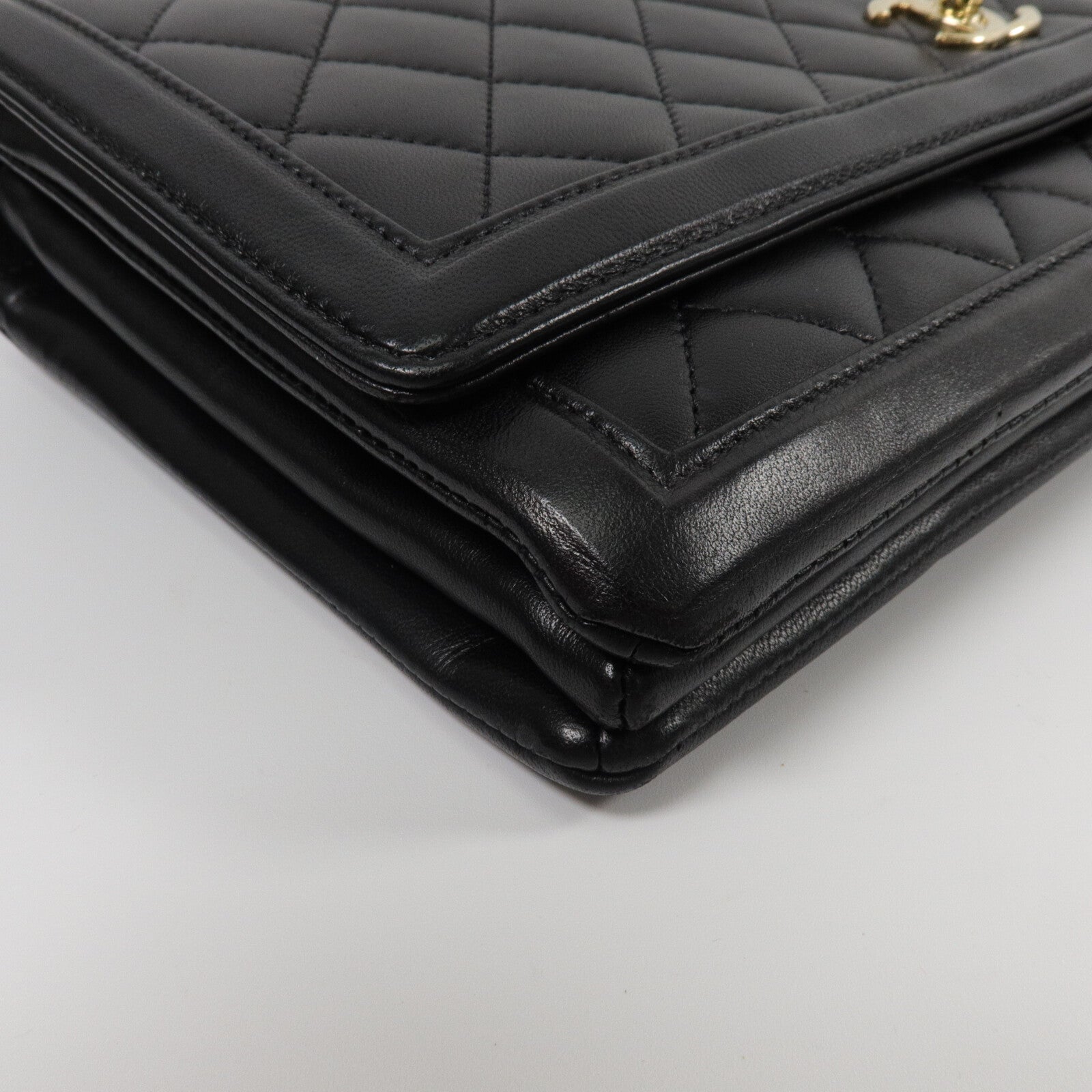 CHANEL 羊皮皮革Chain Shoulder鏈帶肩背袋