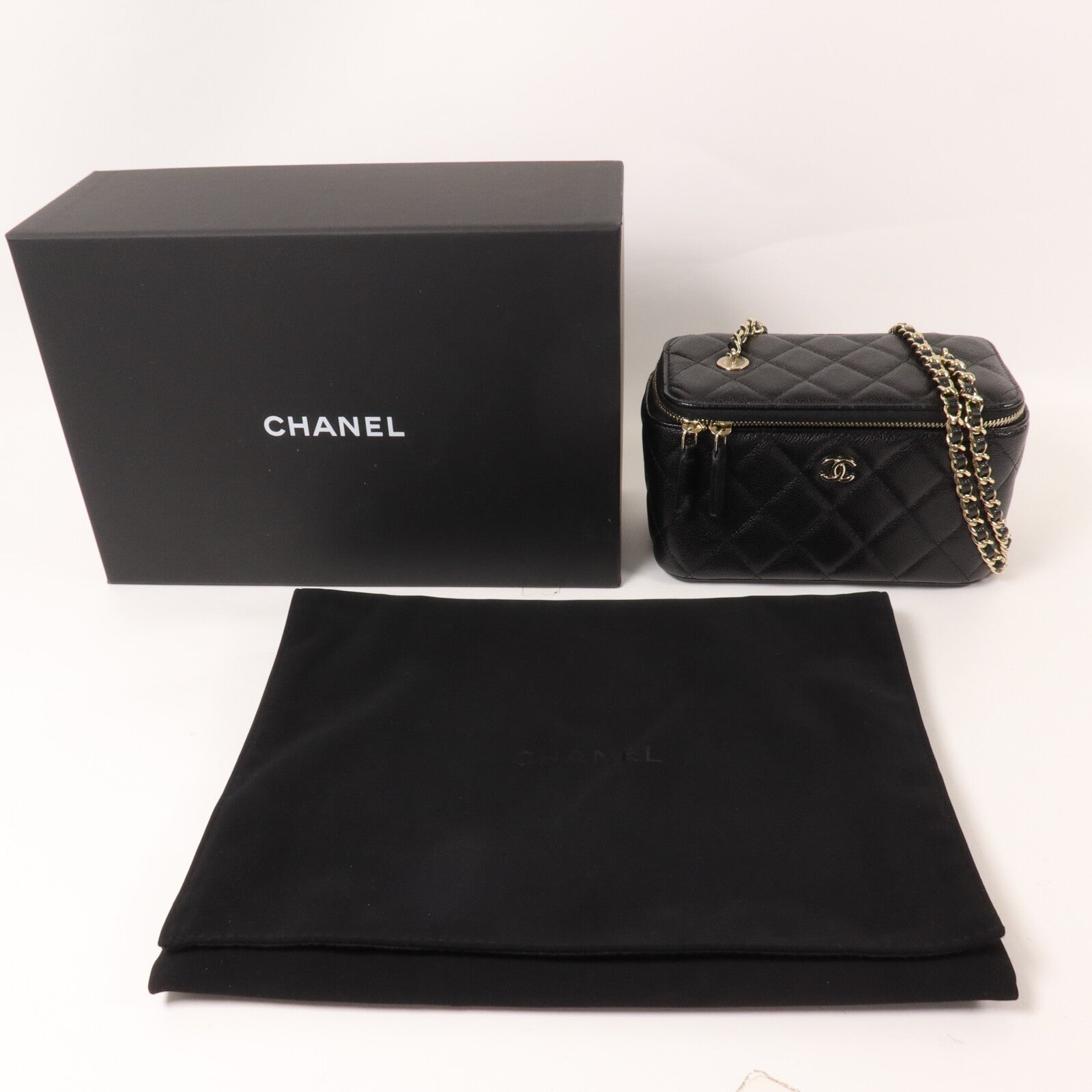 CHANEL 牛皮皮革Vanity Case鏈帶肩背袋
