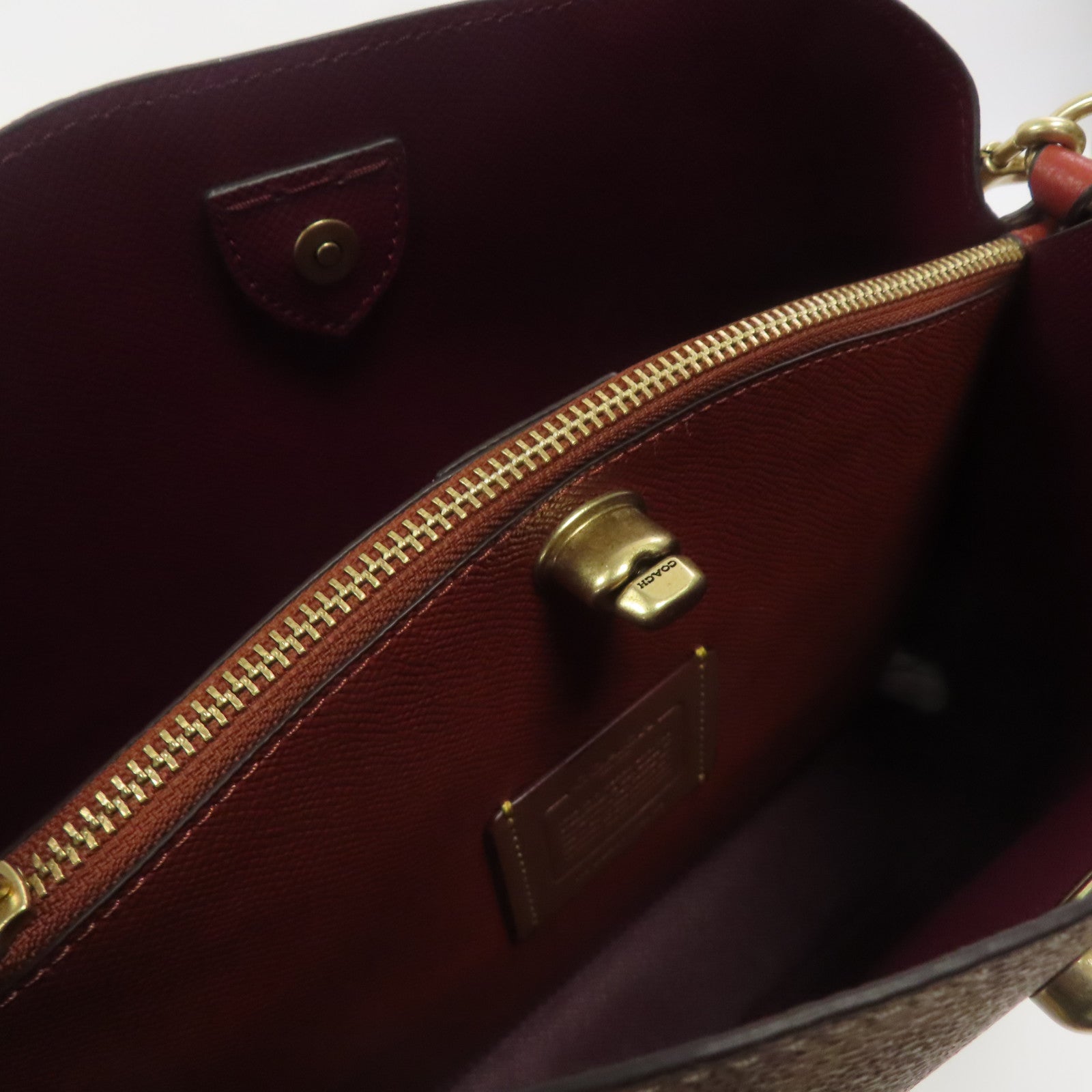 COACH 塗層帆布Shoulder Bag金扣手挽肩背兩用袋啡色