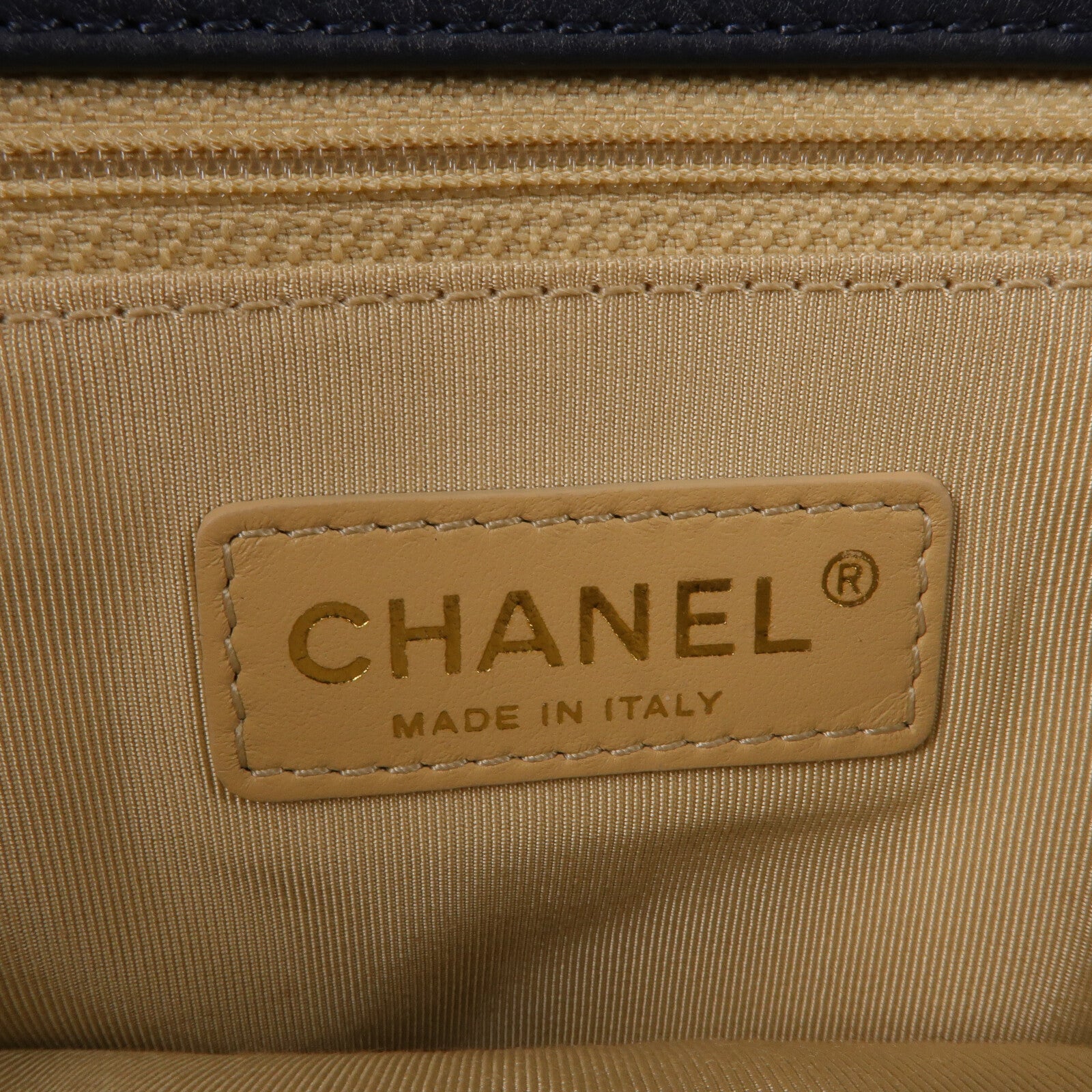 CHANEL 羊皮皮革Chain Shoulder鏈帶肩背袋