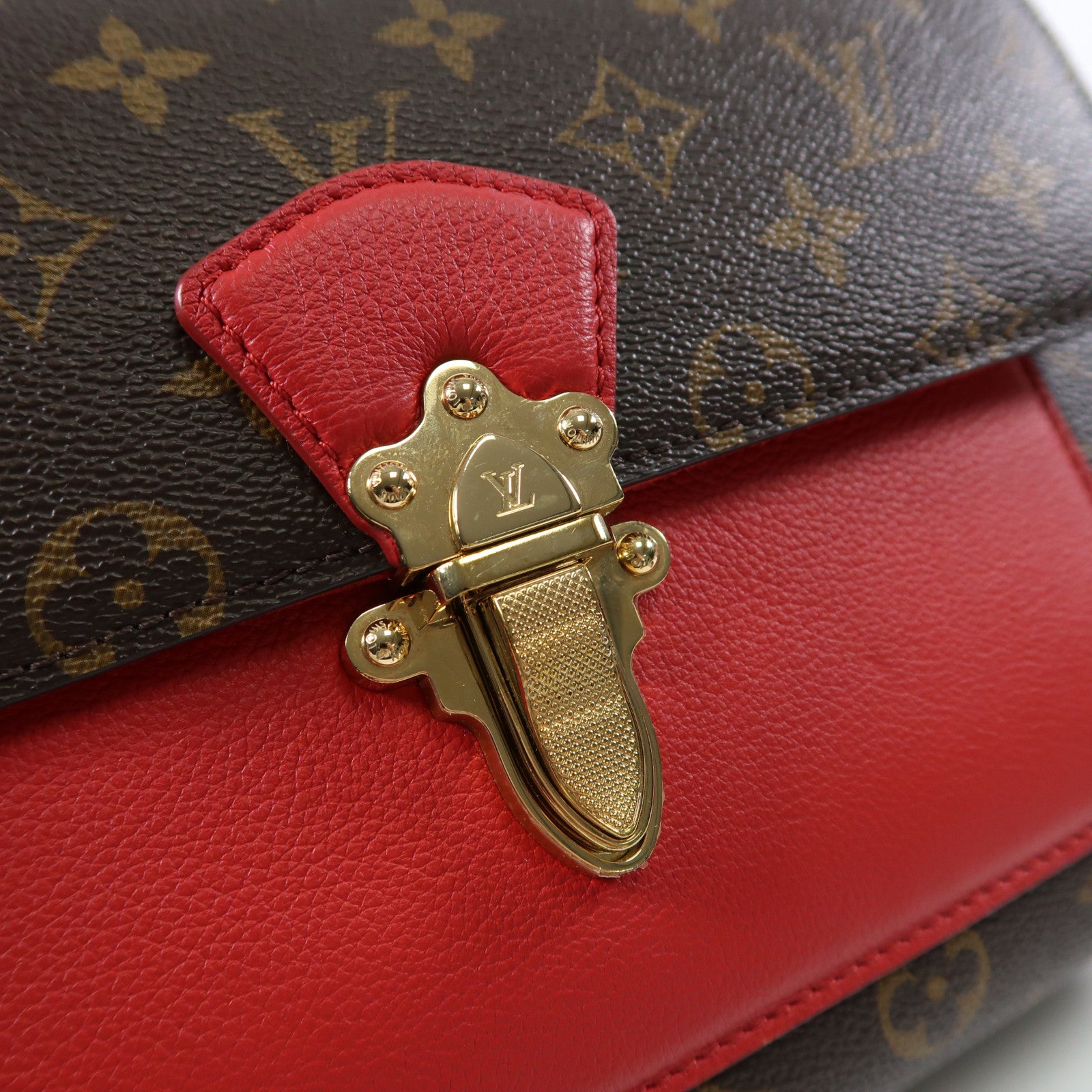 LOUIS VUITTON Monogram Victoire金扣鏈帶肩背袋