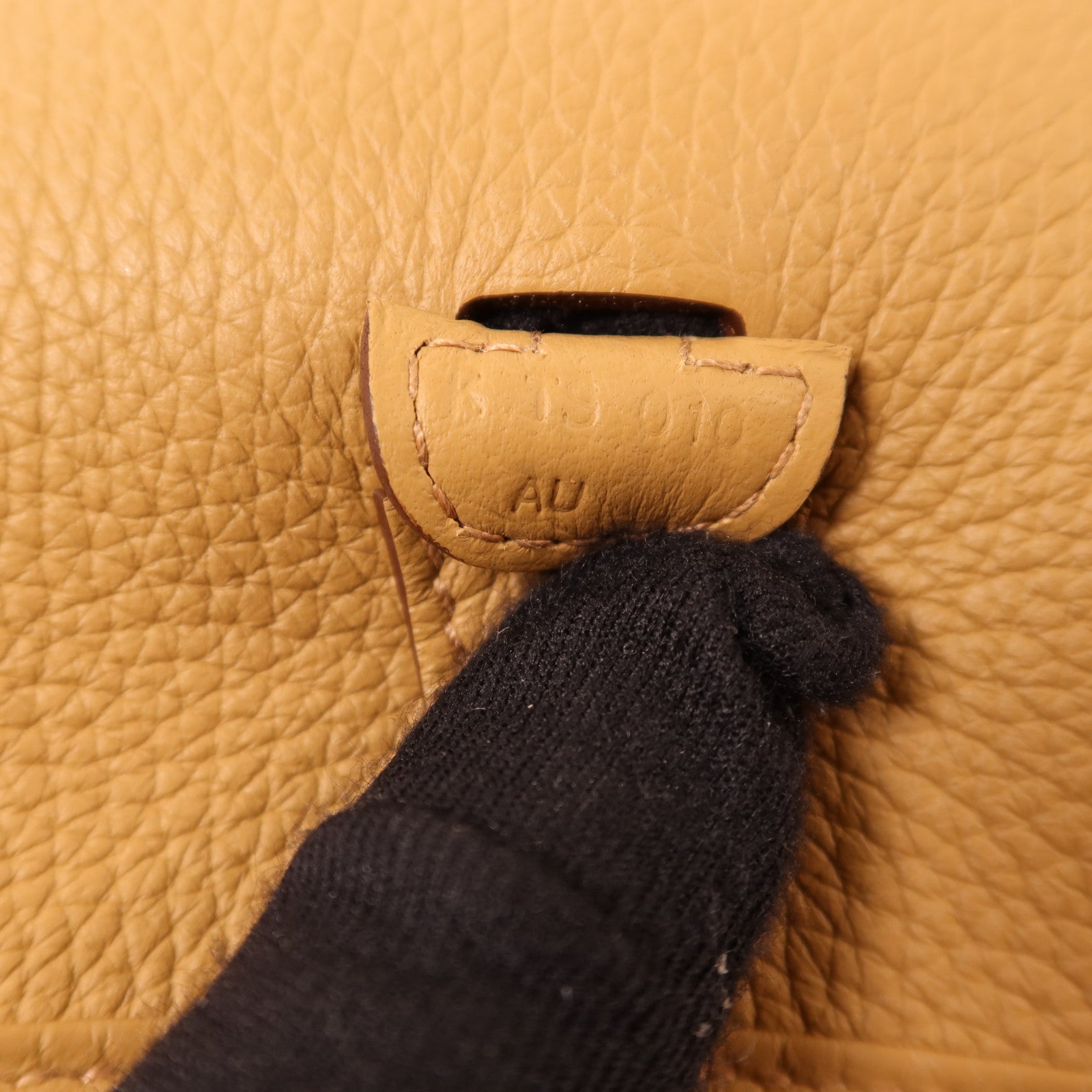 HERMES Clemence皮革Evelyne 23金扣肩背袋Biscuit