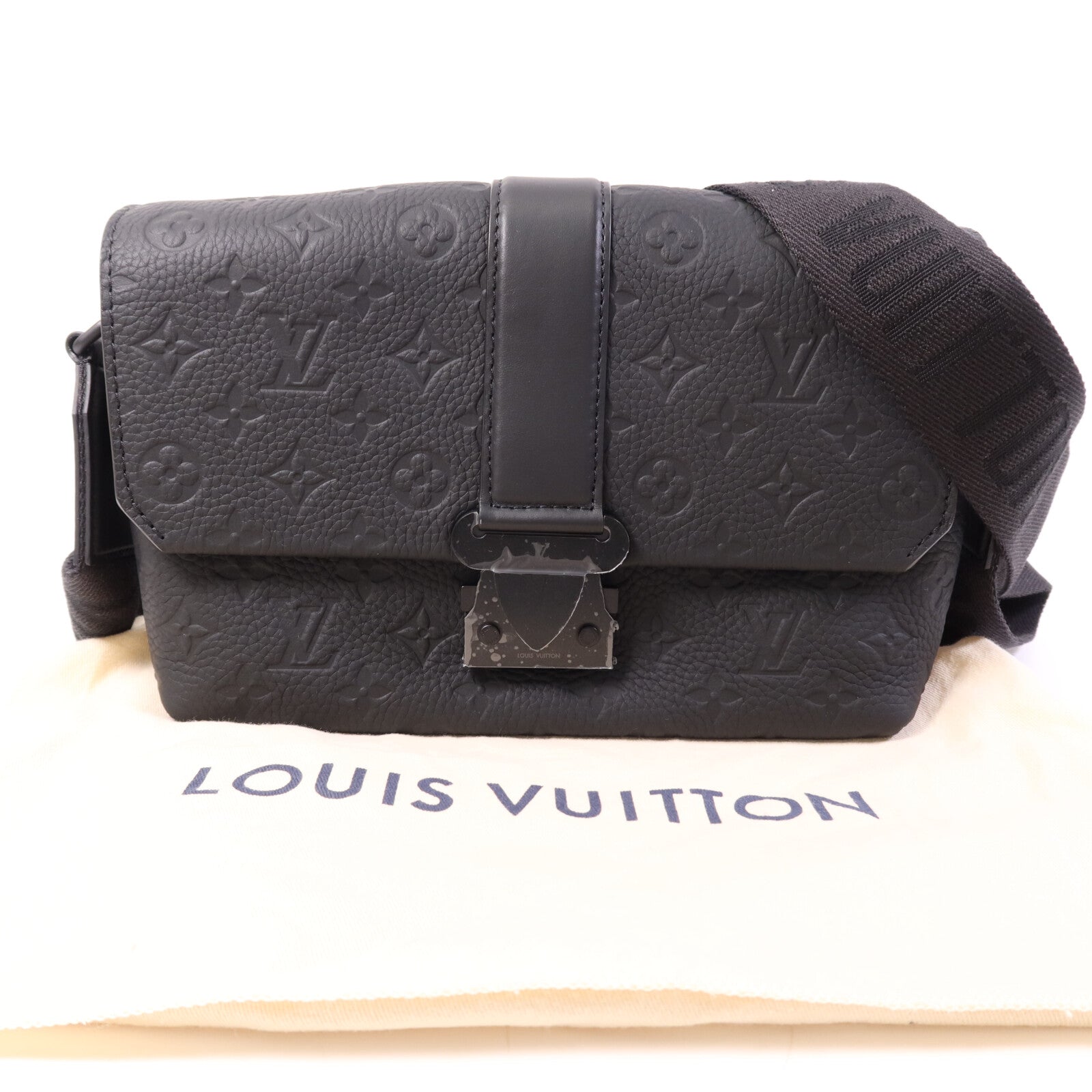 LOUIS VUITTON Taurillon Monogram S-Cape Messenger肩背袋