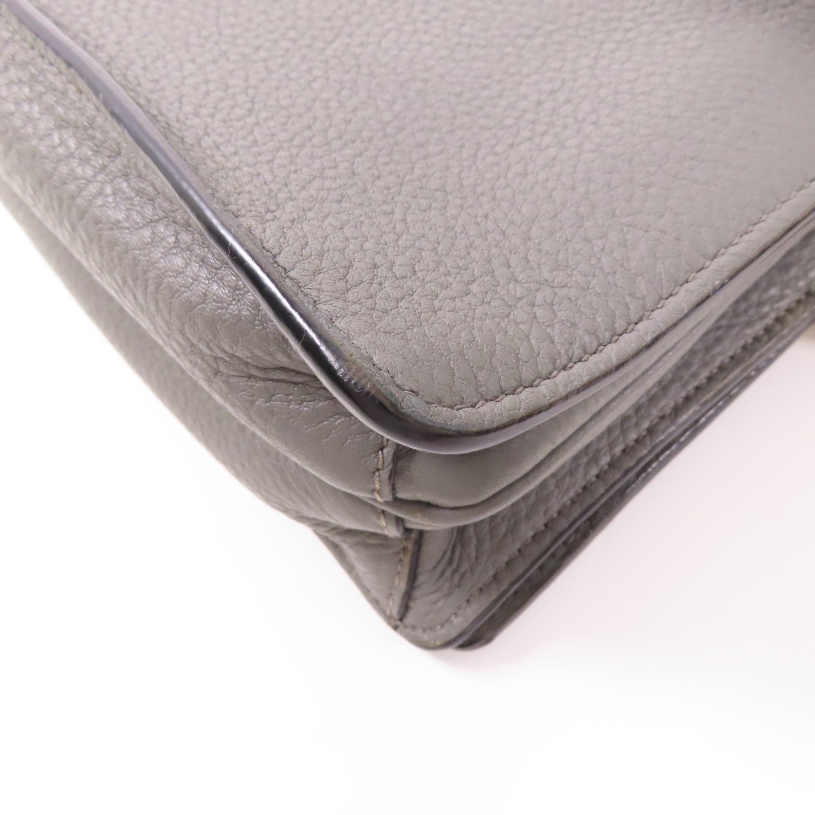 PRADA 牛皮皮革Shoulder Bag金扣肩背袋