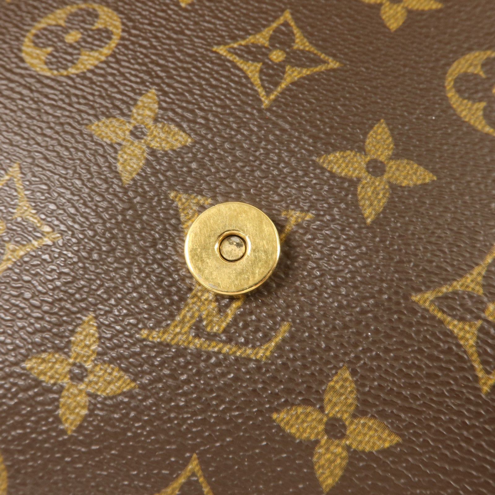 LOUIS VUITTON Monogram Musette Tango Short金扣肩背袋