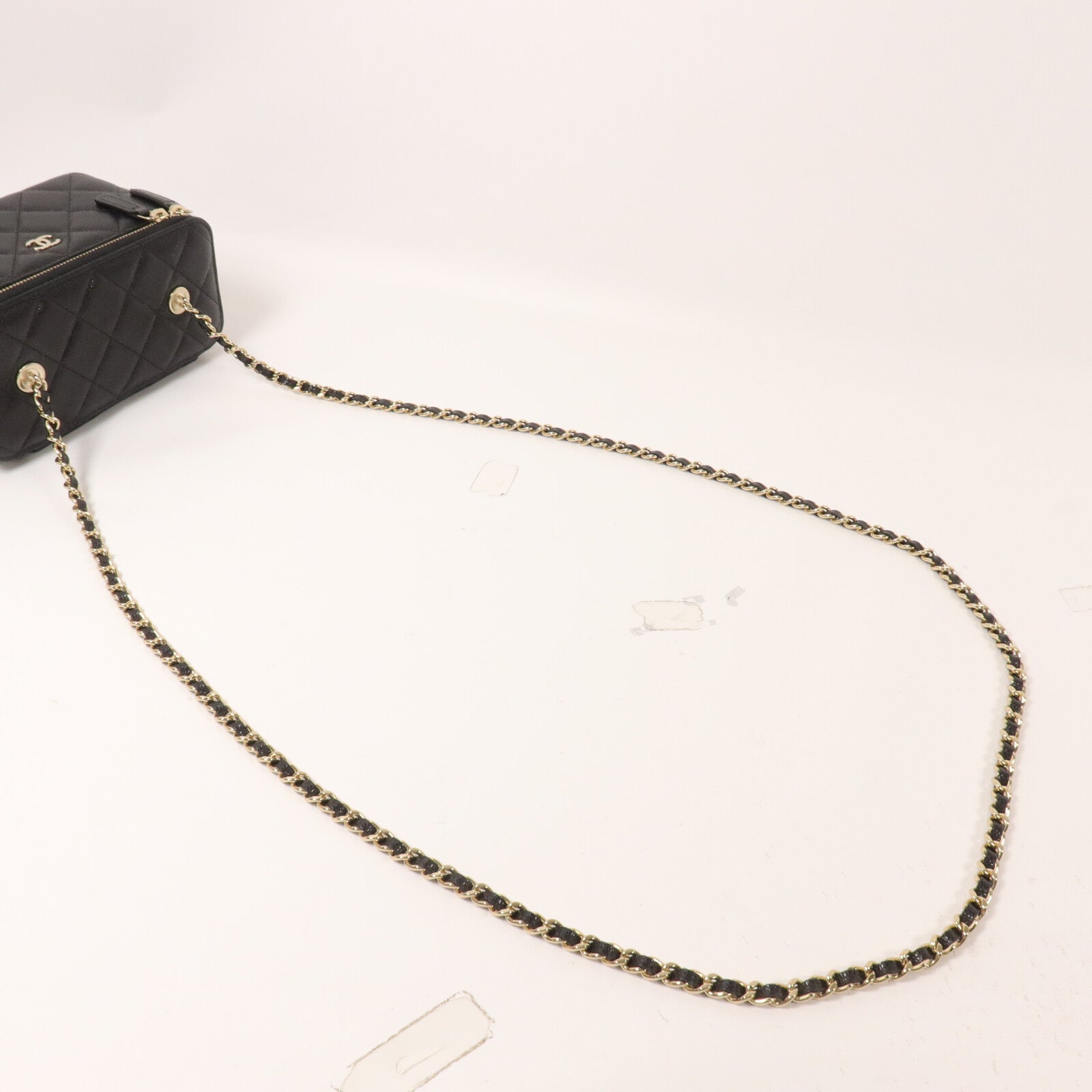 CHANEL 牛皮皮革Vanity Case鏈帶肩背袋