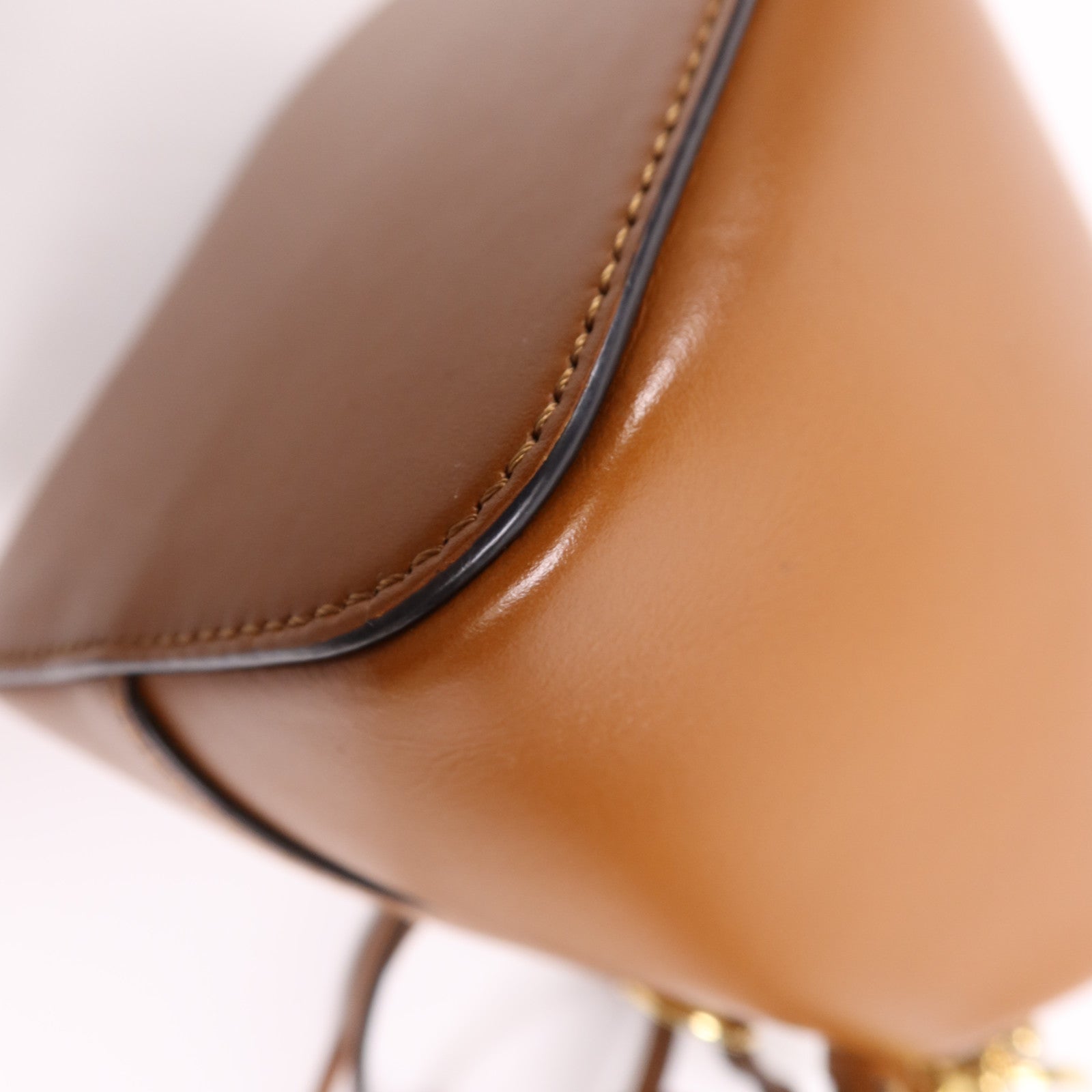 FENDI 牛皮皮革Mon Tresor金扣肩背袋