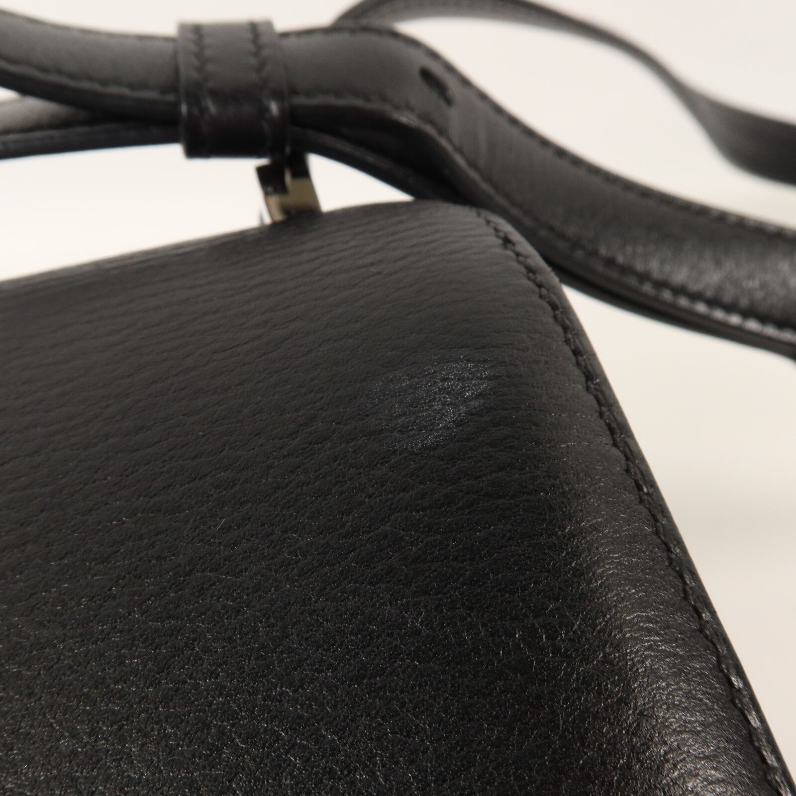 HERMES Evergrain皮革2002肩背袋Noir