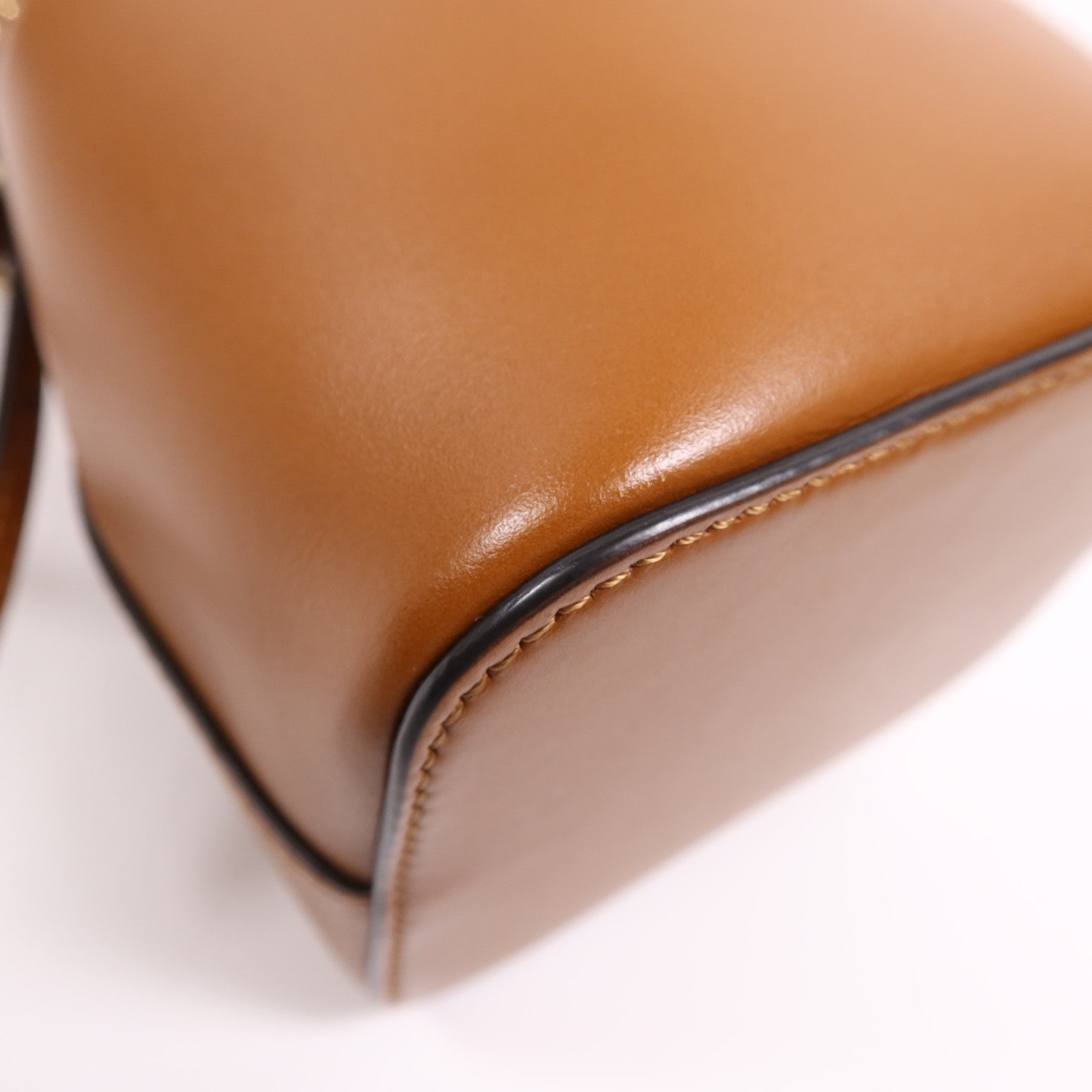 FENDI 【激減優惠】牛皮皮革Mon Tresor金扣肩背袋