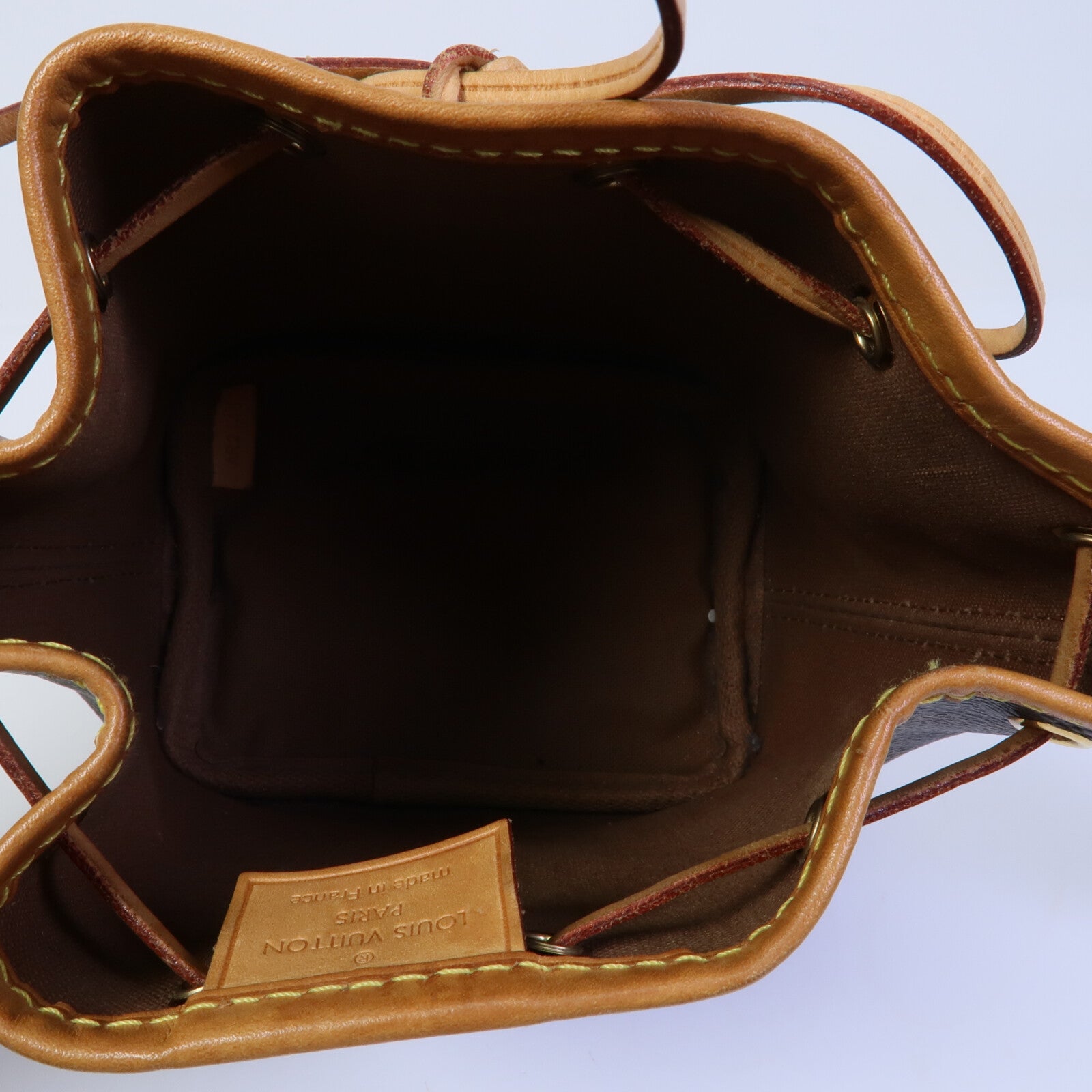 LOUIS VUITTON Monogram Nano Noe肩背袋