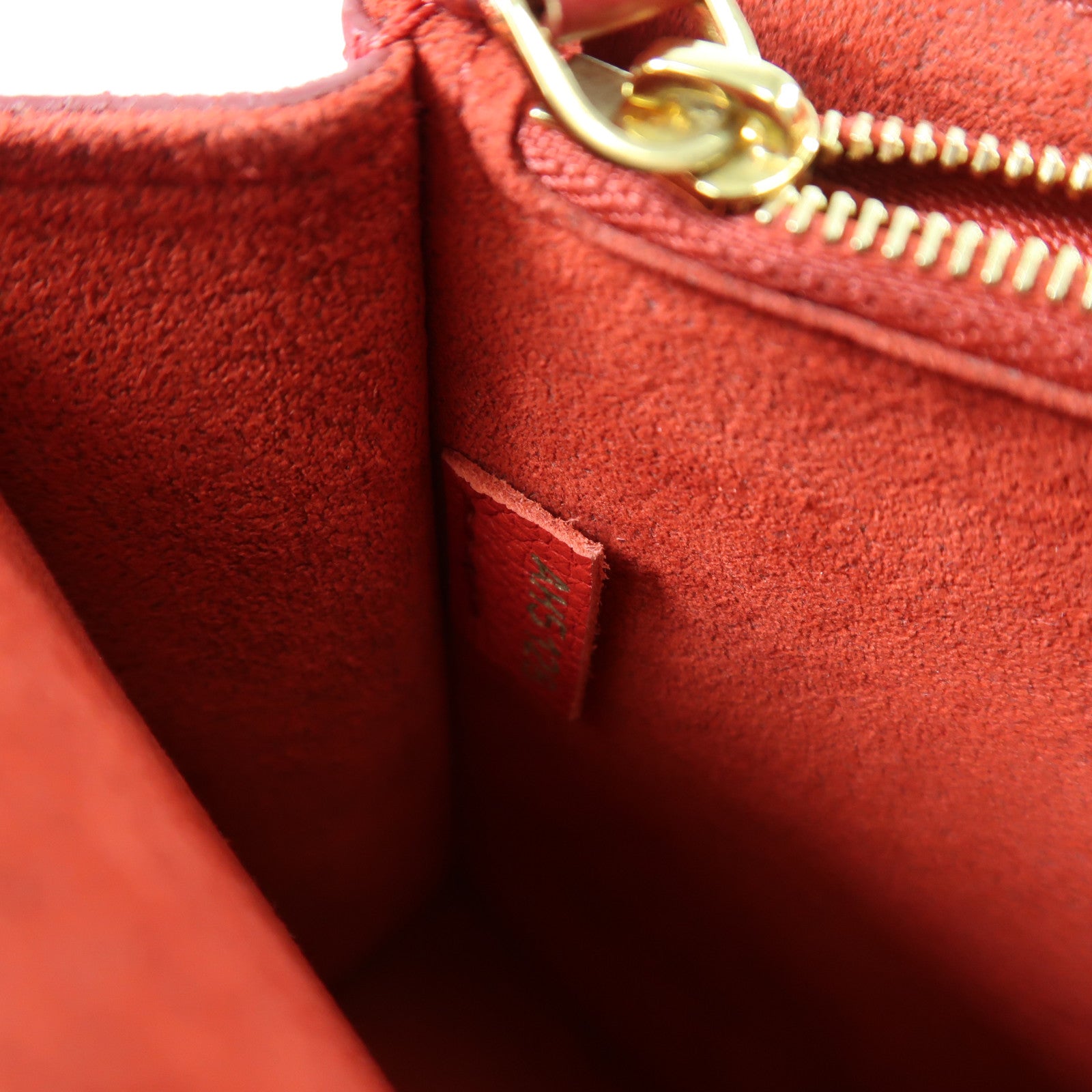 LOUIS VUITTON Monogram Victoire金扣鏈帶肩背袋