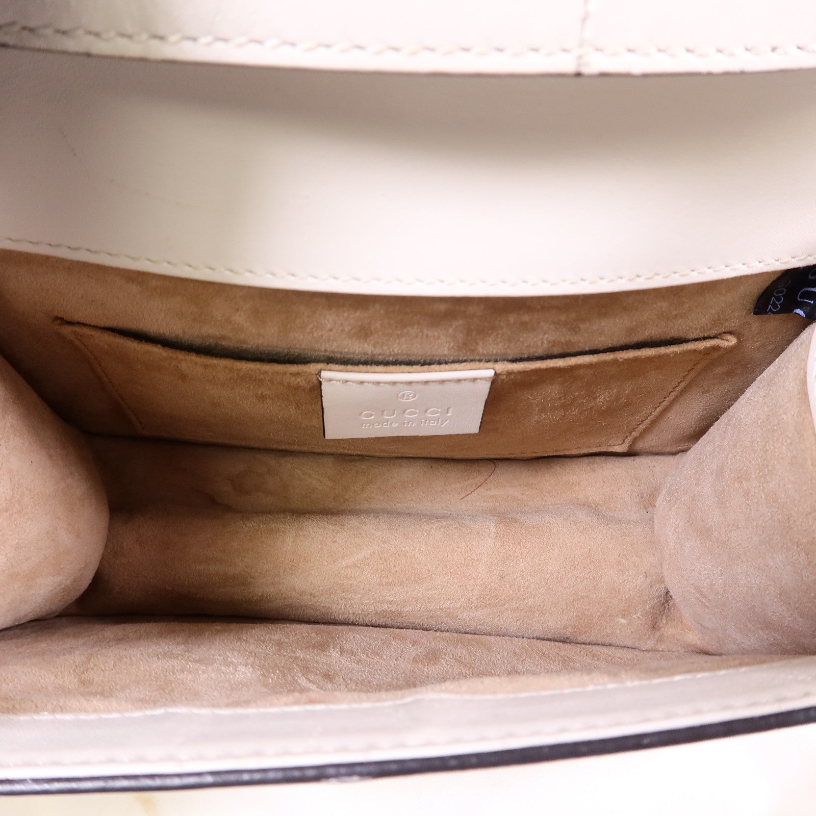 GUCCI 皮革Sylvie Chain Shoulder Bag金扣肩背袋