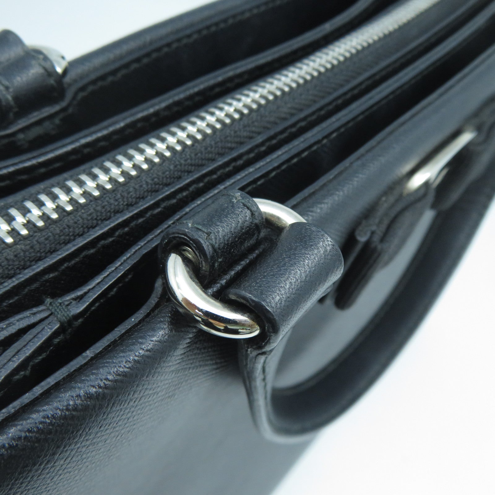 Salvatore Ferragamo 牛皮皮革2 Way Shoulder Bag銀扣手挽肩背兩用袋黑色