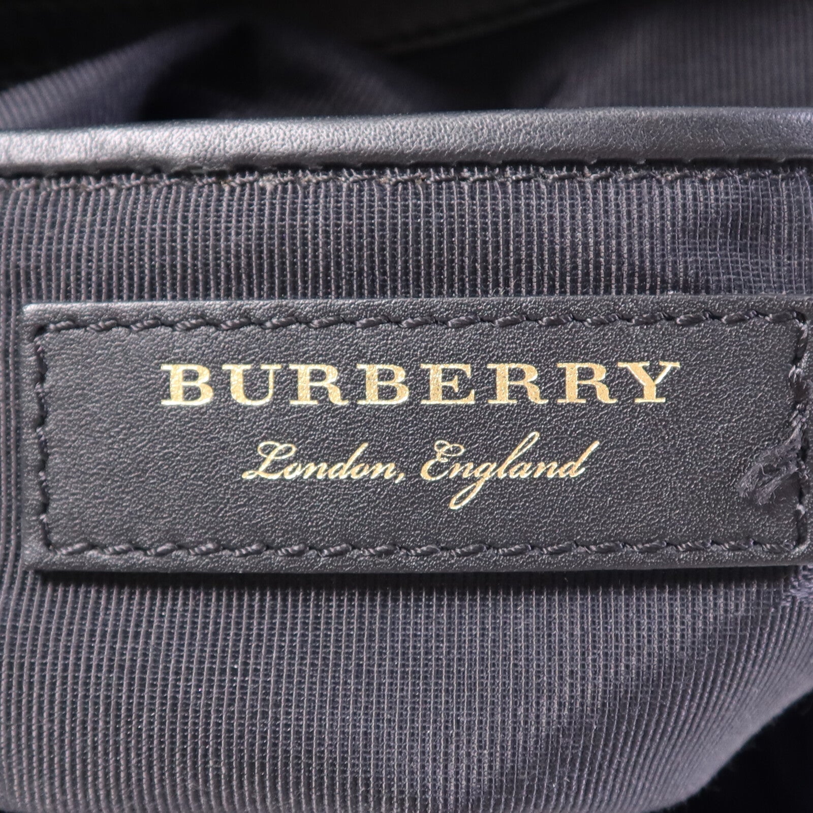 BURBERRY 尼龍Backpack金扣背包