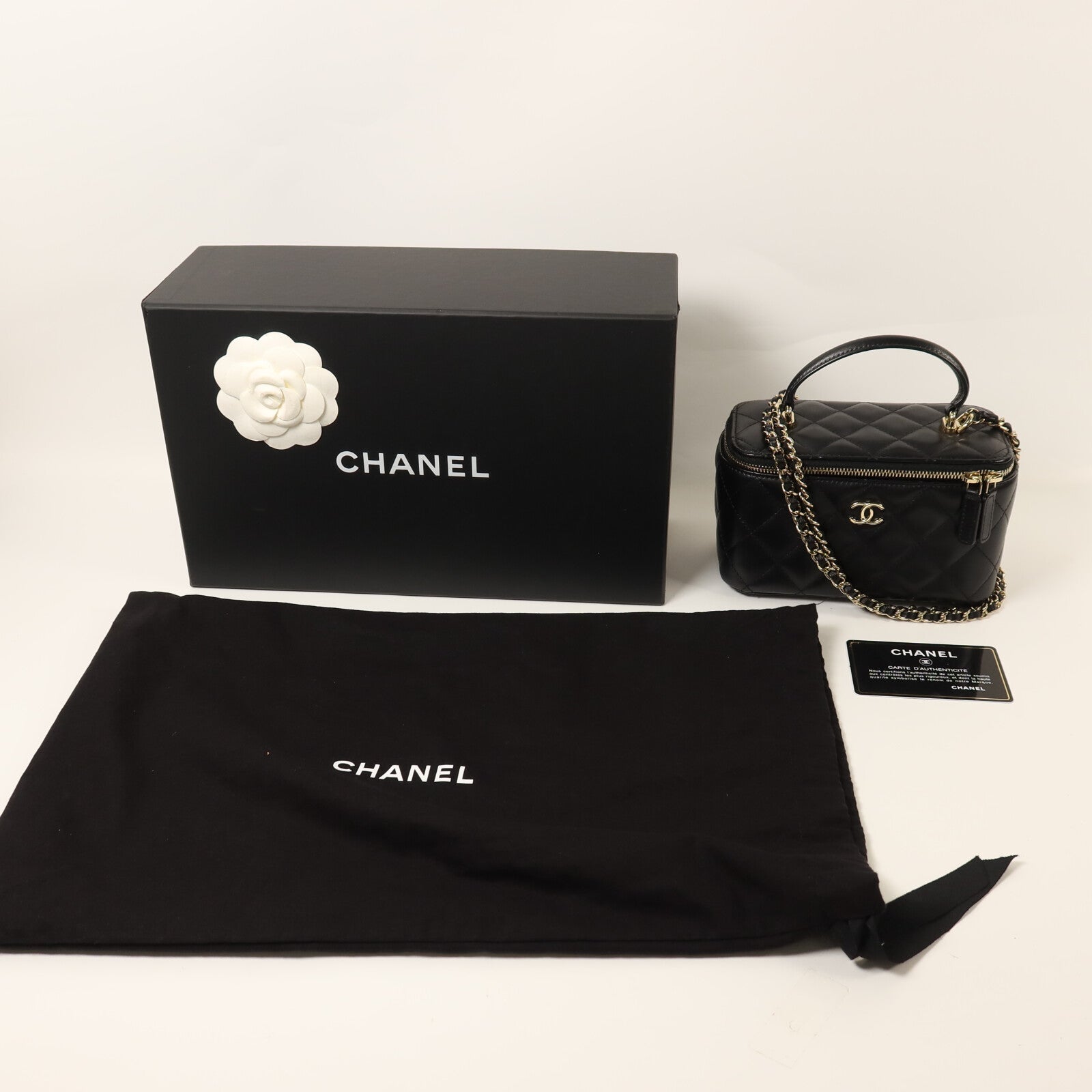 CHANEL 羊皮皮革Vanity Case金扣鏈帶手挽肩背兩用袋
