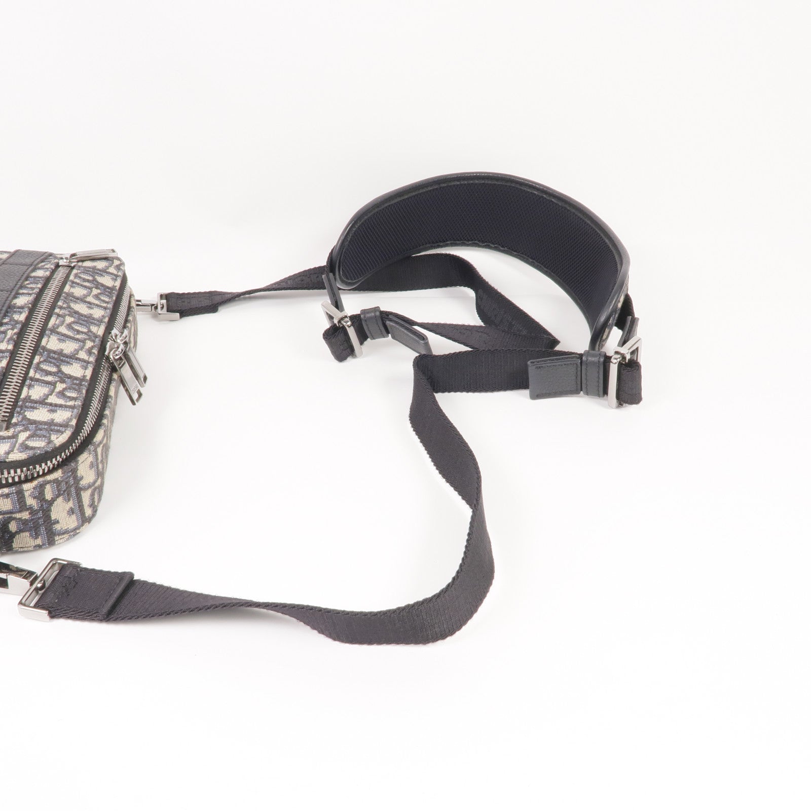 Dior 帆布Safari Messenger Bag銀扣肩背袋