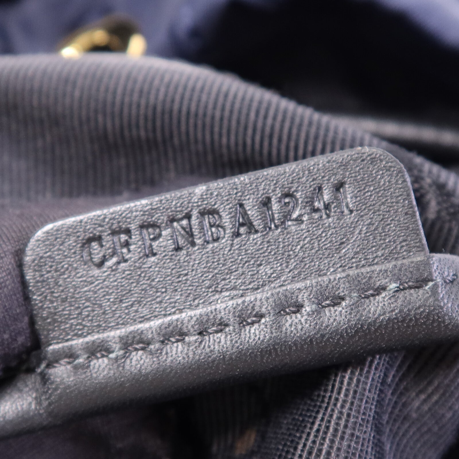 BURBERRY 尼龍Backpack金扣背包