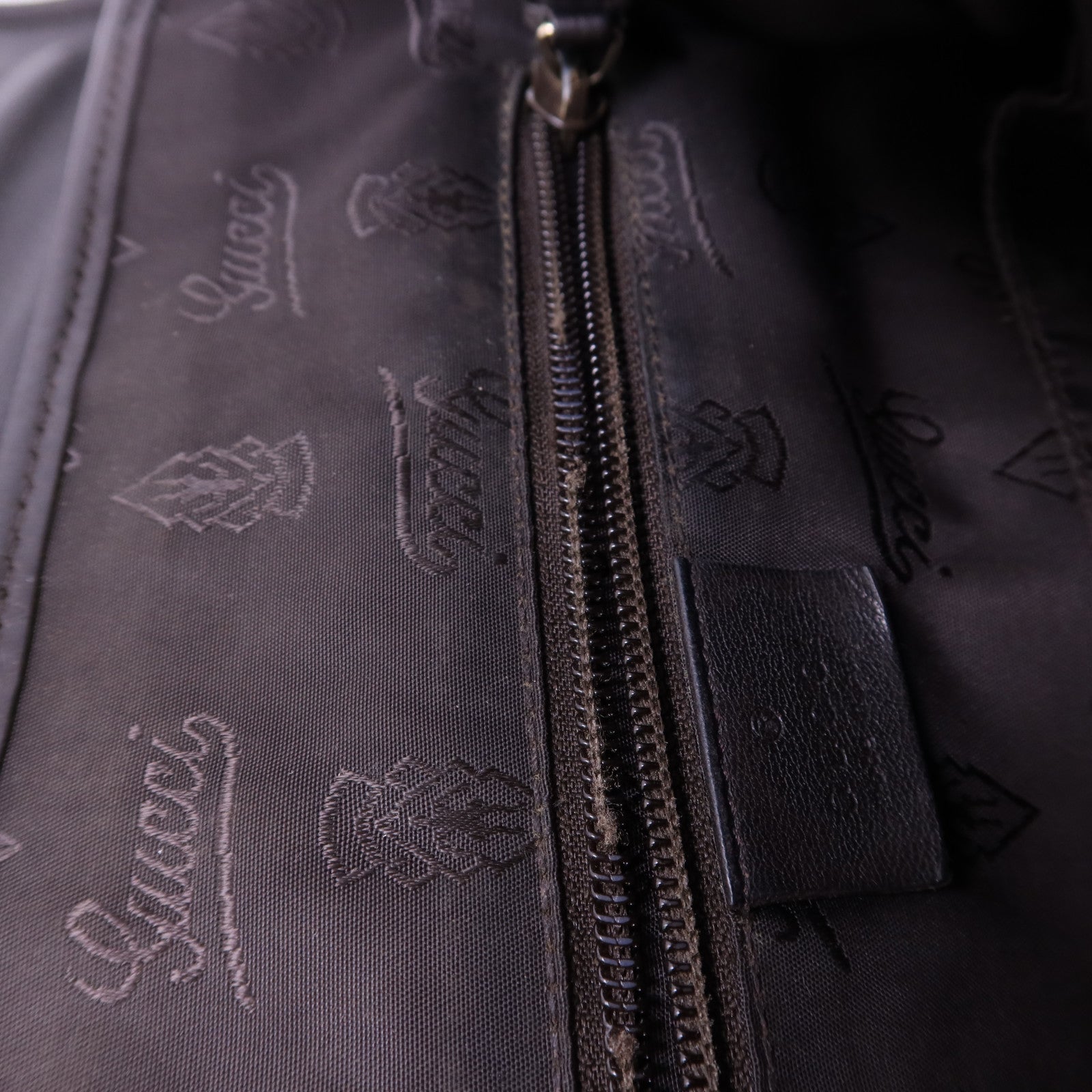 GUCCI 牛皮皮革Messenger Bag肩背袋