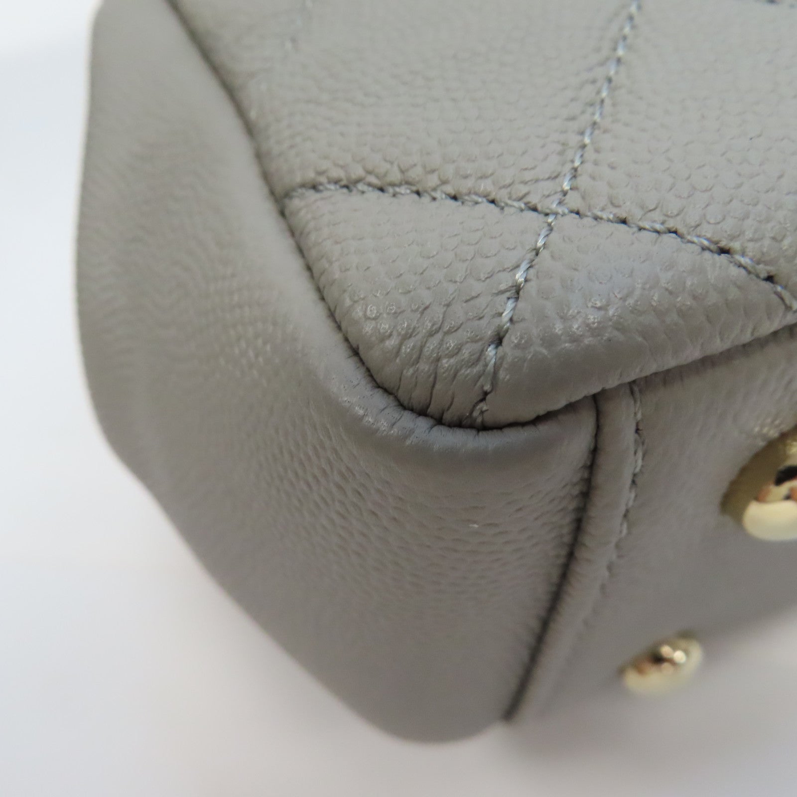 CHANEL 菱格Caviar皮革Chain Shoulder金扣鏈帶手挽肩背兩用袋灰色